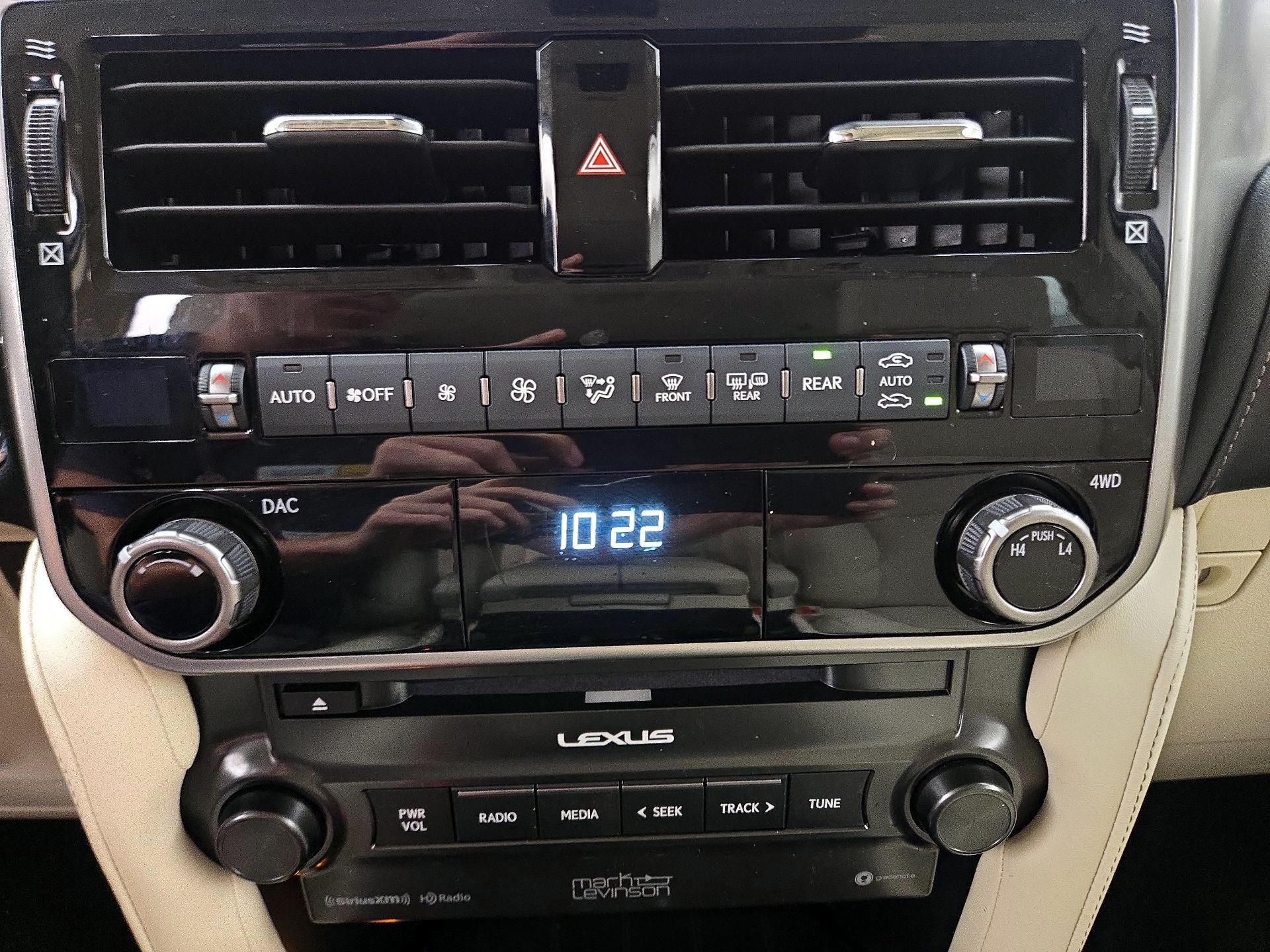 Thumbnail: 2023 Lexus GX - 17