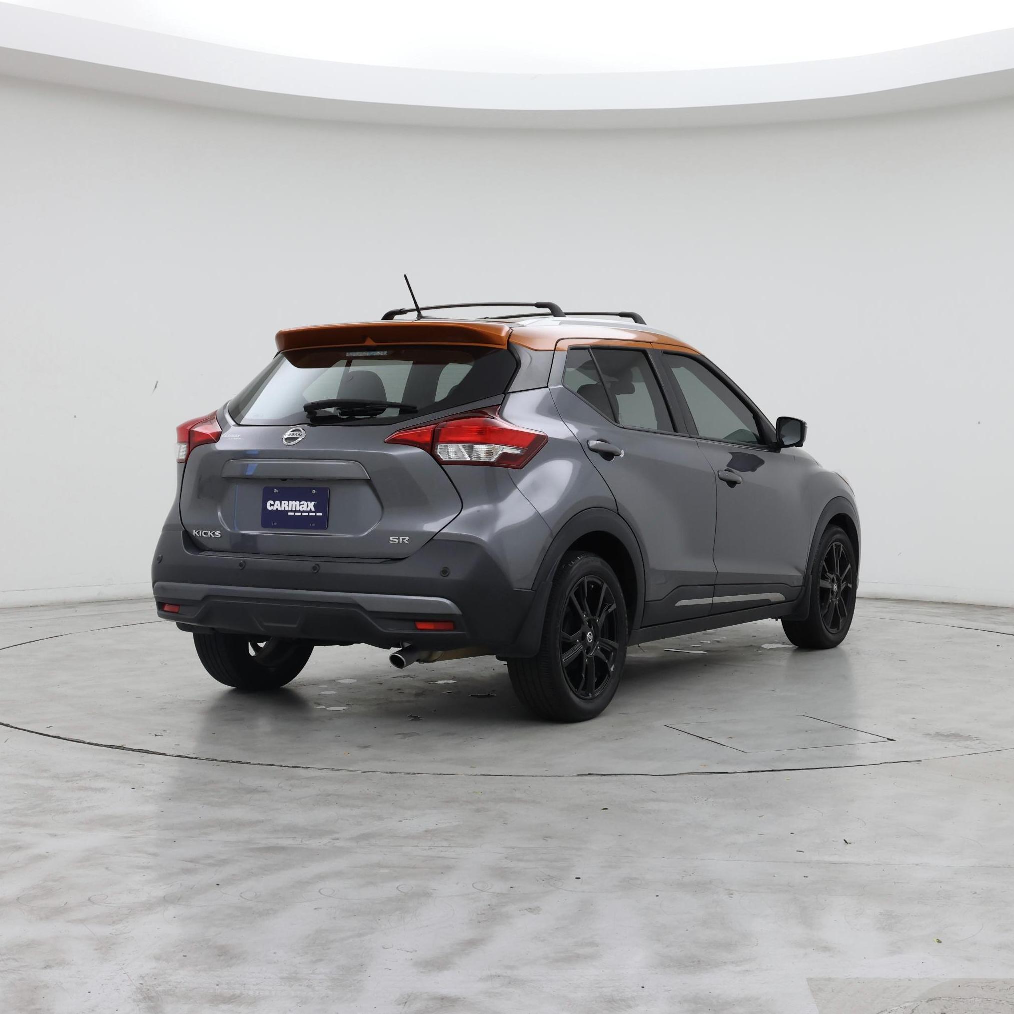 Thumbnail: 2020 Nissan Kicks - 8