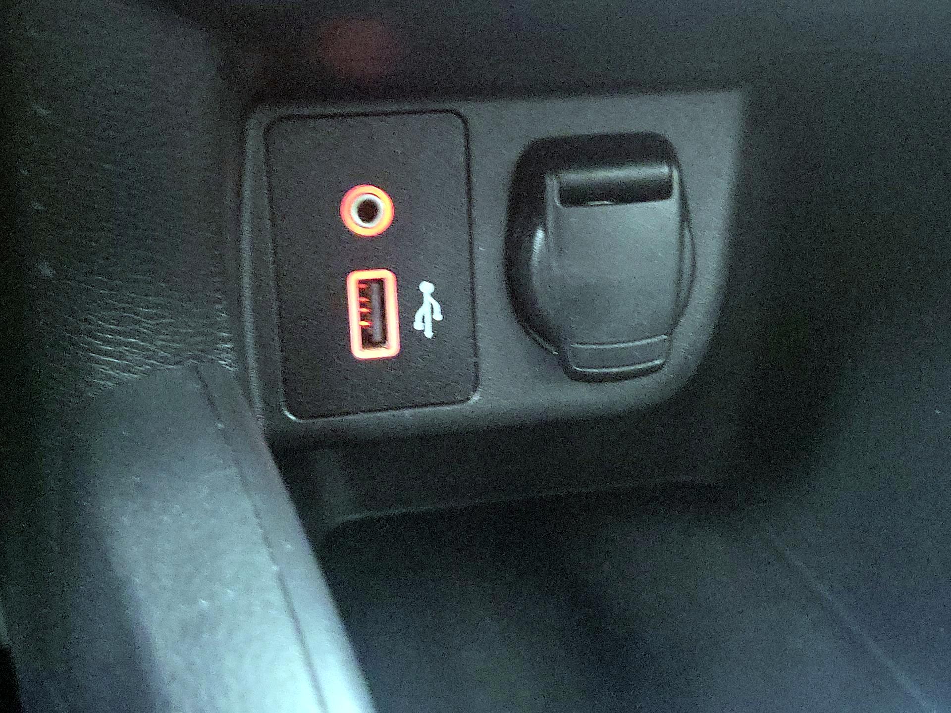 Thumbnail: 2020 Nissan Versa - 18