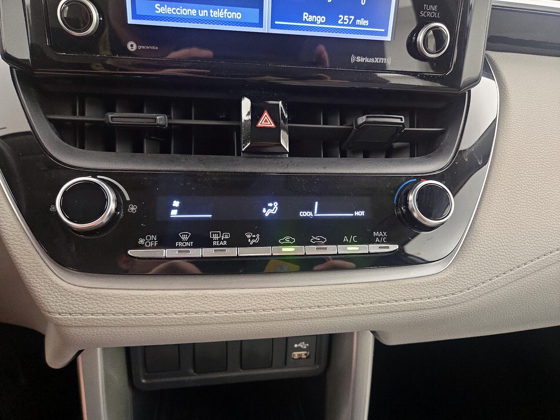 Thumbnail: 2022 Toyota Corolla Cross - 16