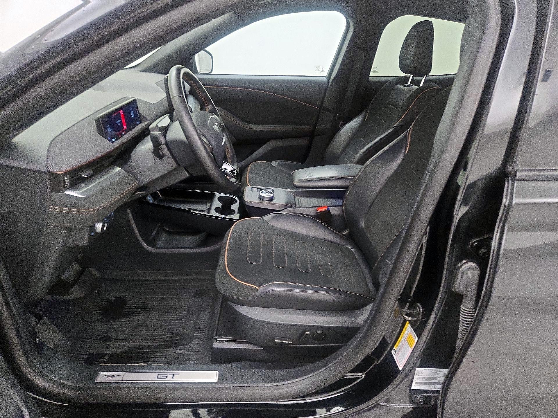 Thumbnail: 2022 Ford Mustang Mach-E - 11