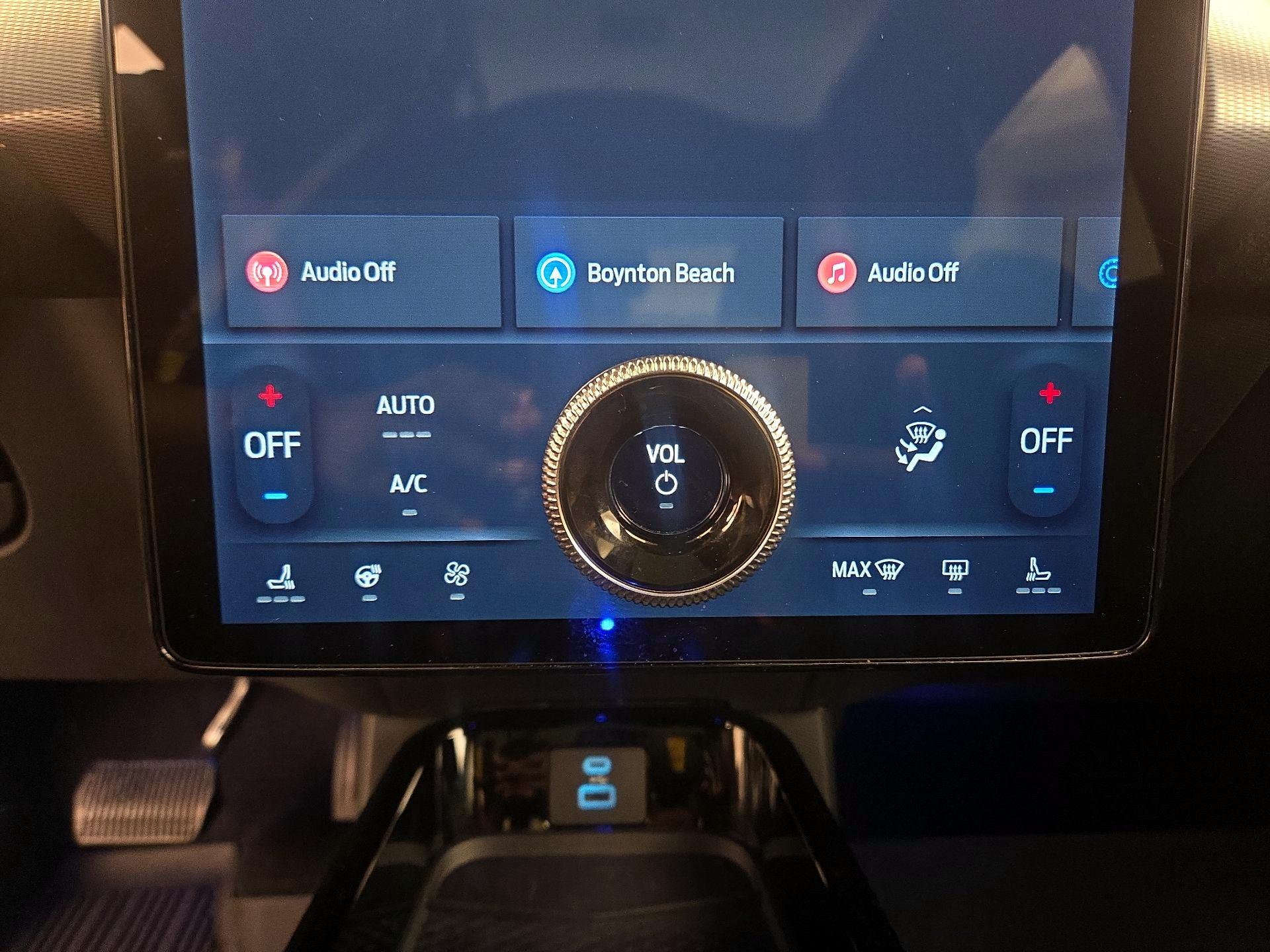 Thumbnail: 2022 Ford Mustang Mach-E - 17