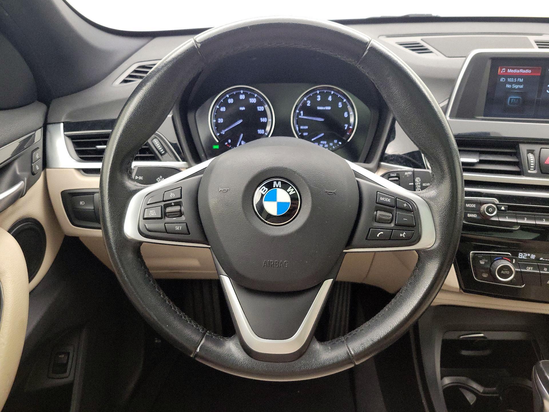 Thumbnail: 2018 BMW X1 - 10