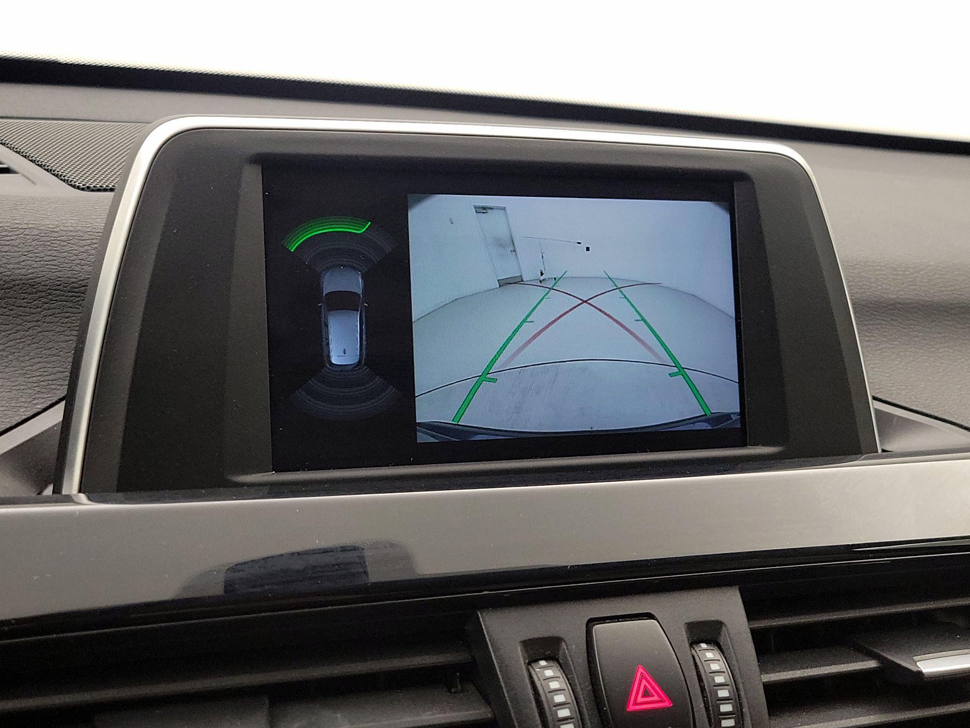 Thumbnail: 2018 BMW X1 - 14