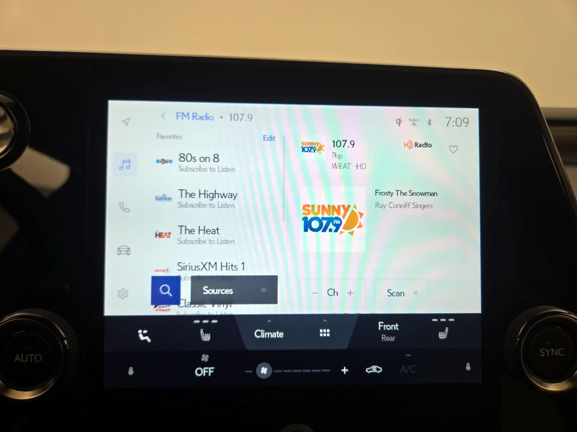 Thumbnail: 2023 Lexus RX - 15