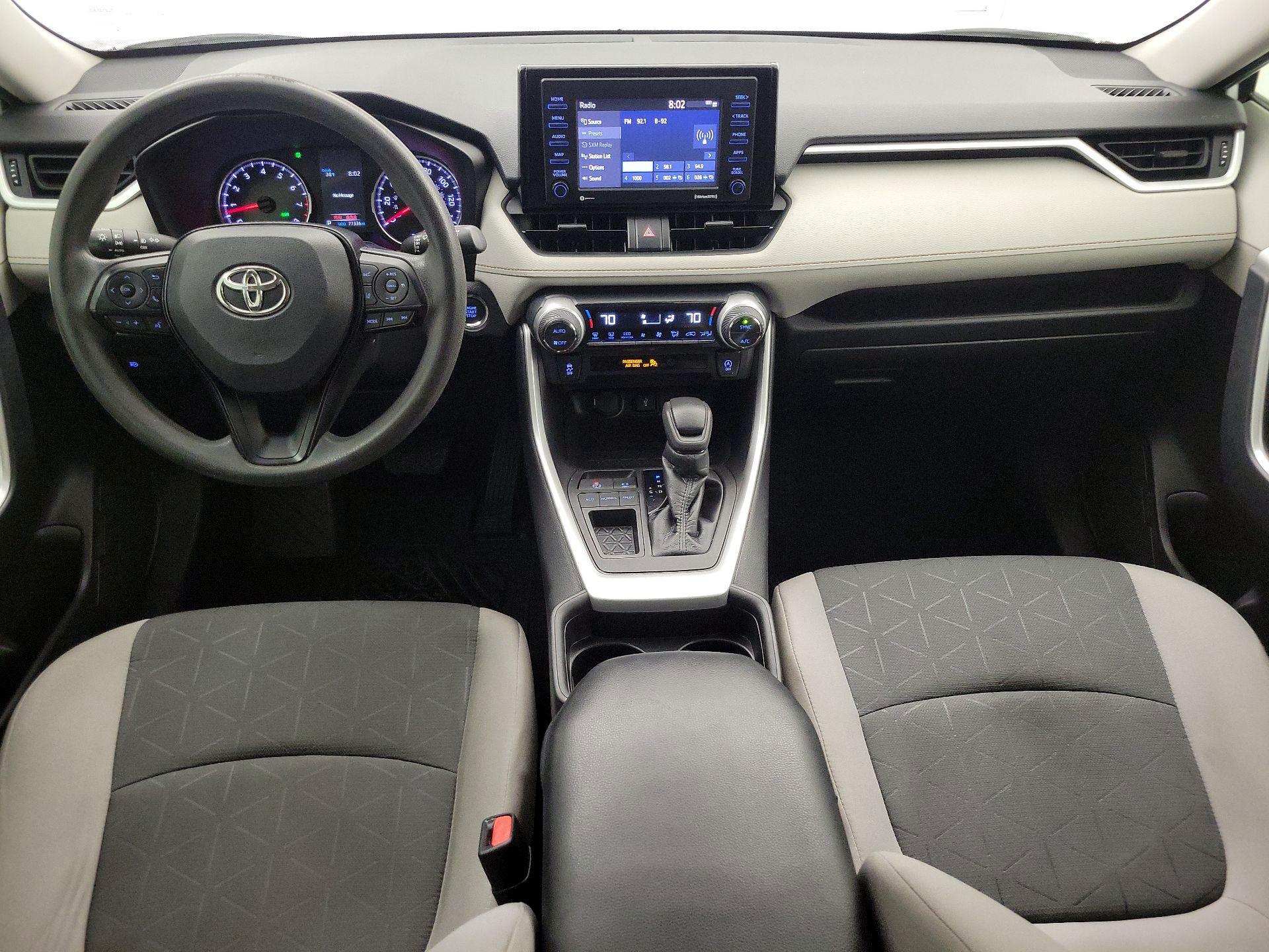 Thumbnail: 2021 Toyota RAV4 - 9