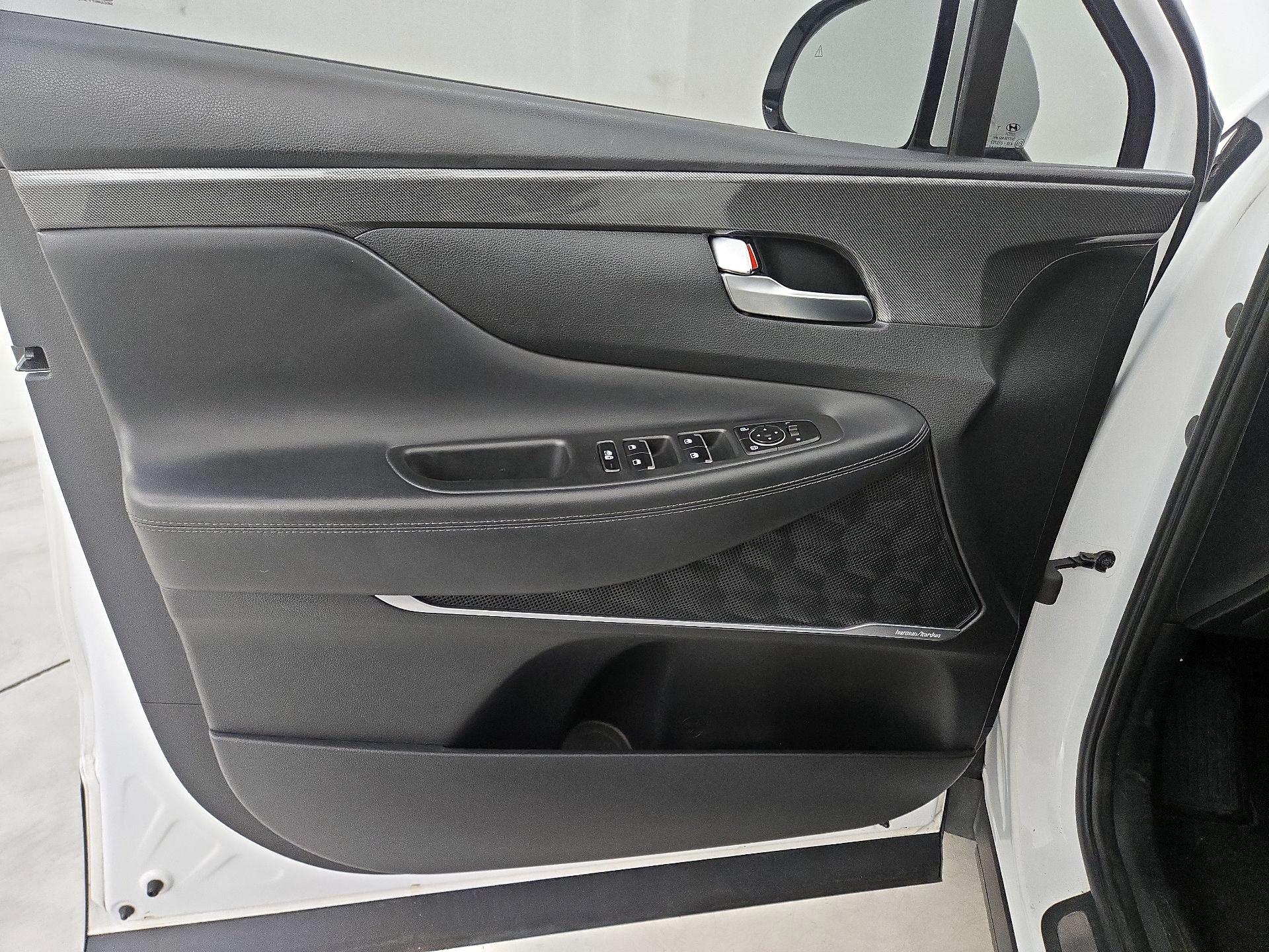 Thumbnail: 2021 Hyundai Santa Fe - 12
