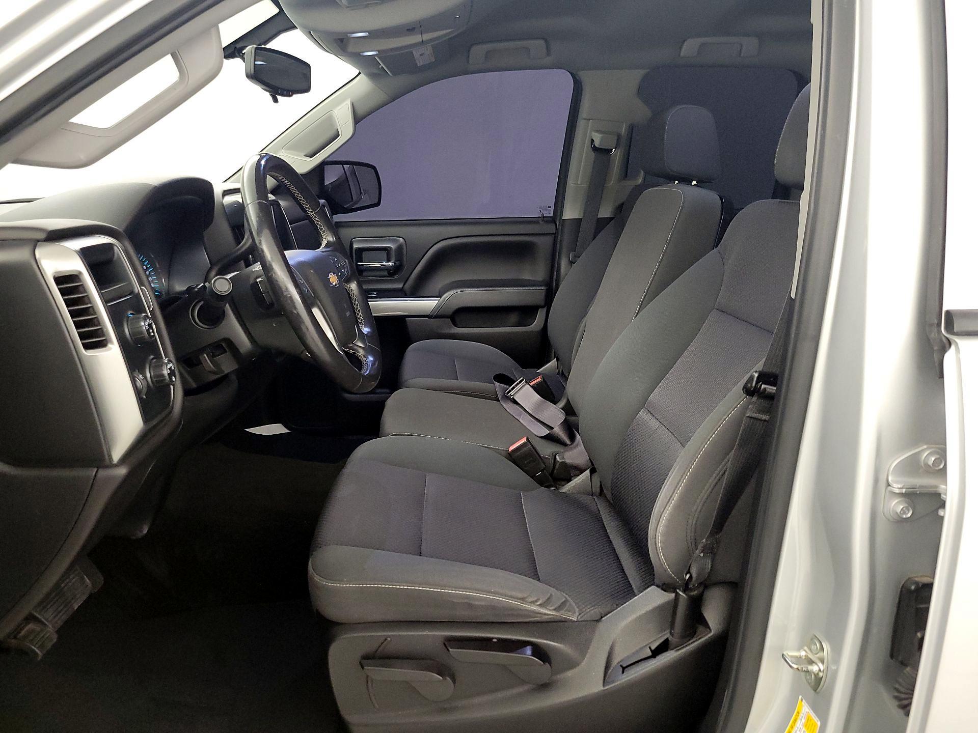 Thumbnail: 2018 Chevrolet Silverado 1500 - 11