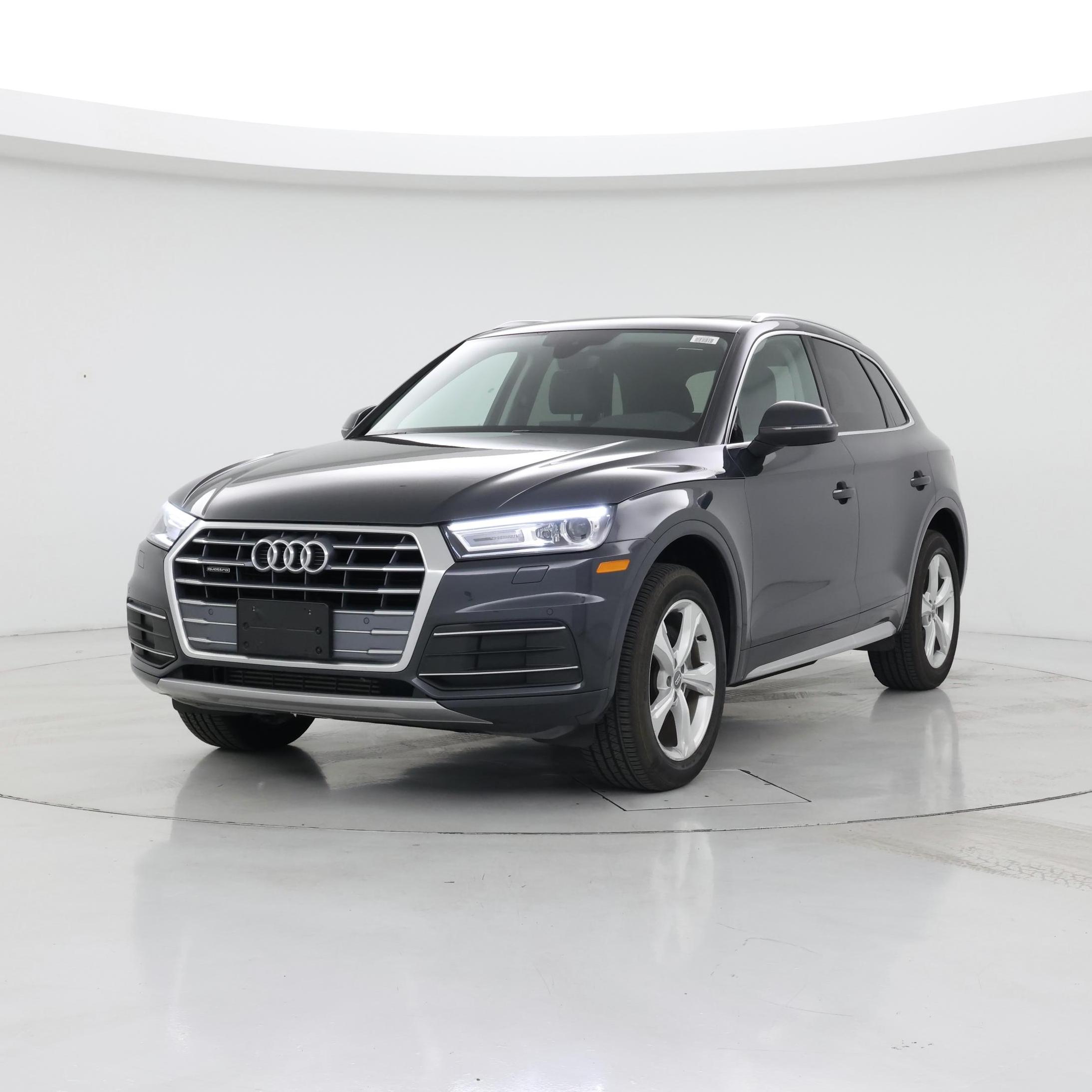 Thumbnail: 2020 Audi Q5 - 4