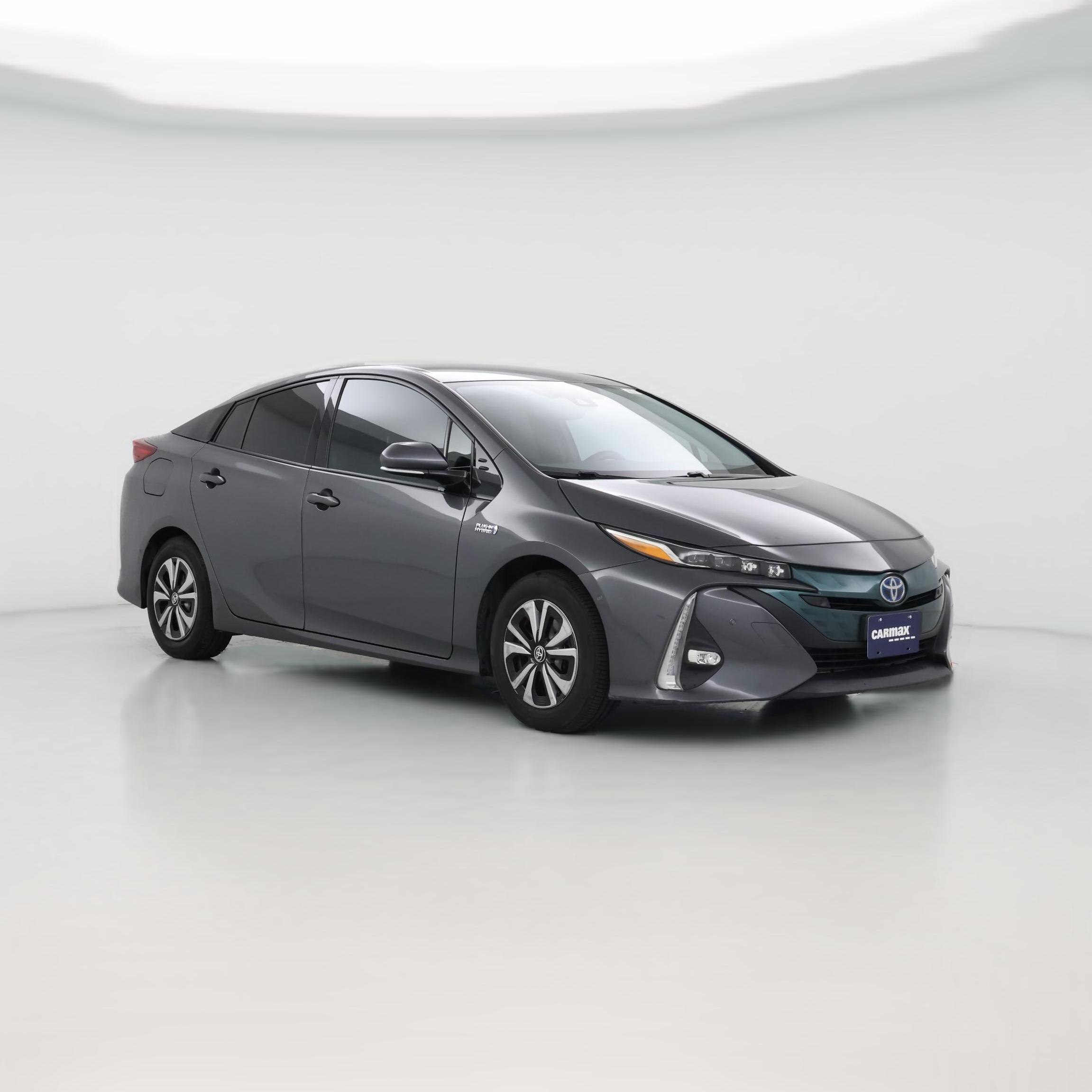 Thumbnail: 2017 Toyota Prius Prime - 1