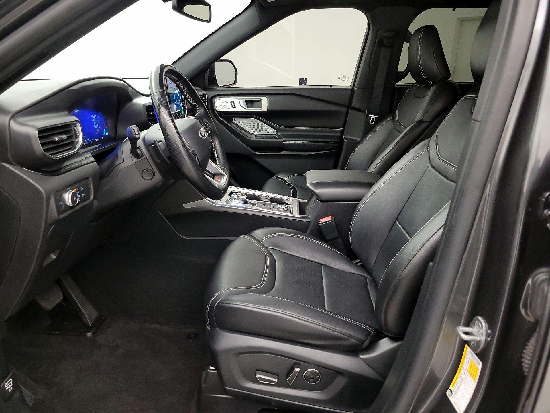 Thumbnail: 2020 Ford Explorer - 11