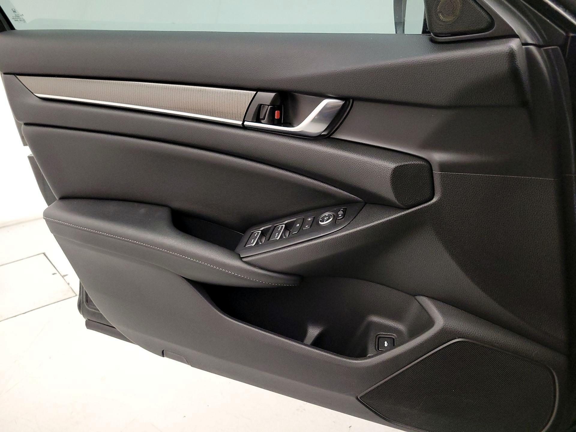 Thumbnail: 2021 Honda Accord - 12