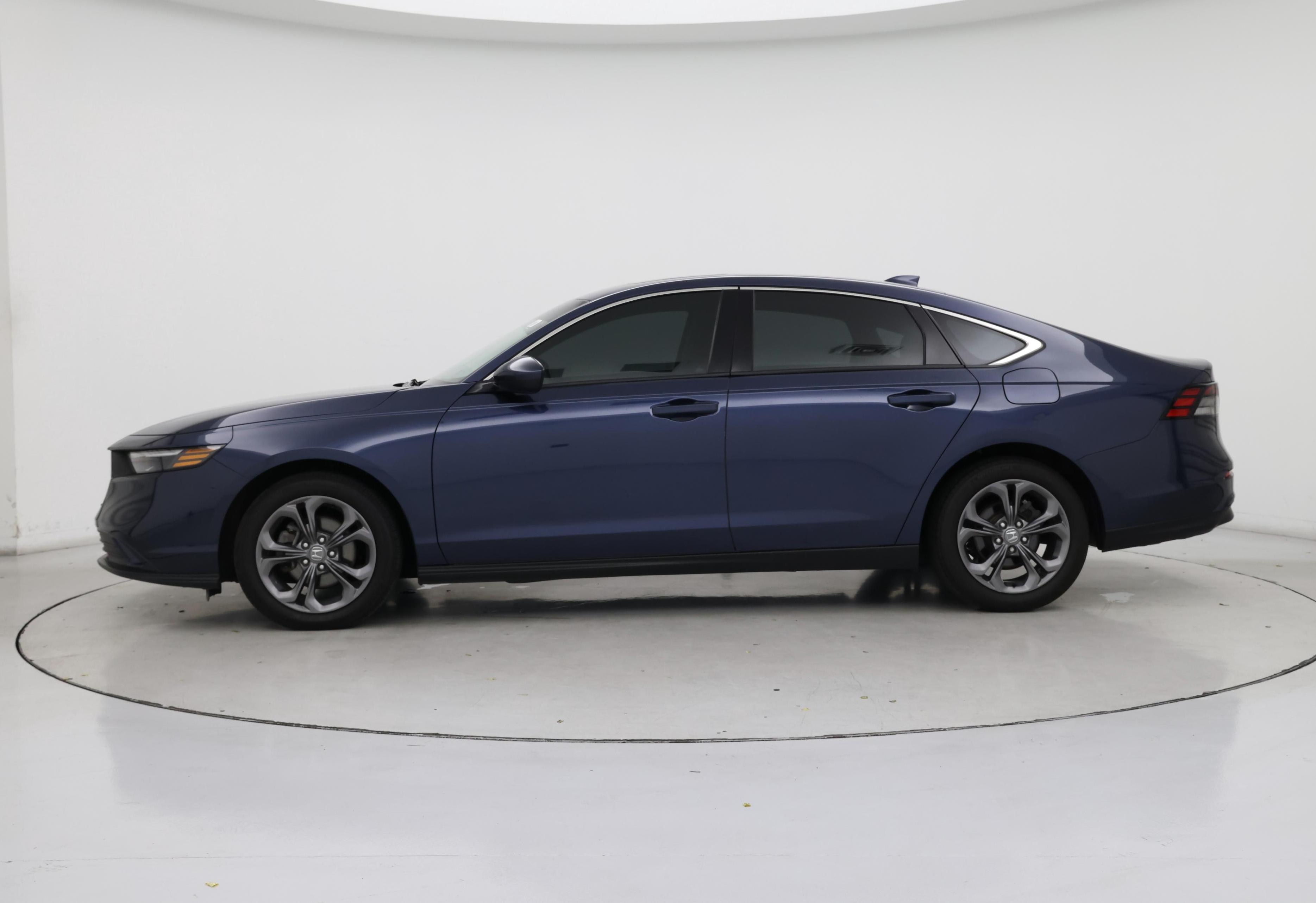 Thumbnail: 2023 Honda Accord - 3