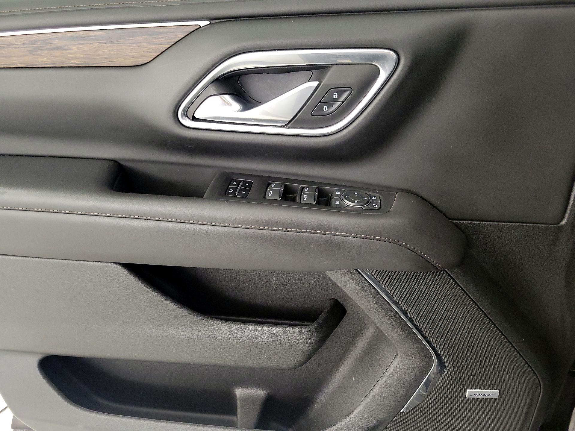 Thumbnail: 2022 Chevrolet Suburban - 12
