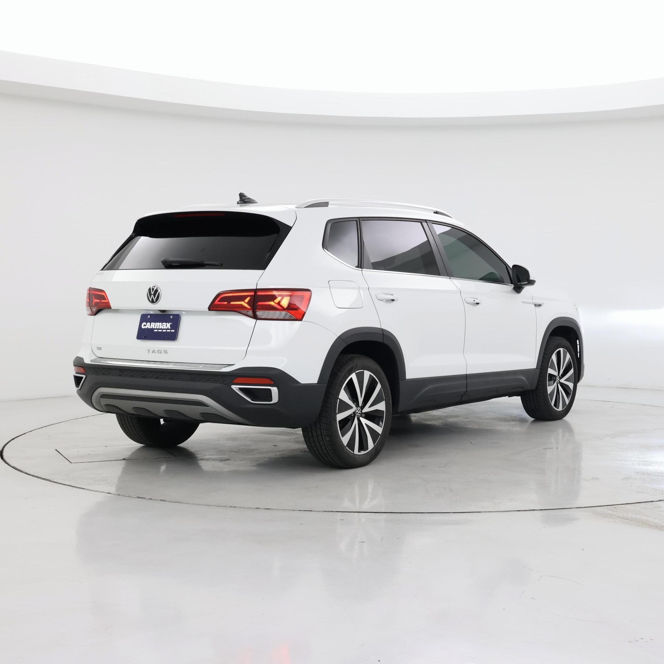Thumbnail: 2023 Volkswagen Taos - 8
