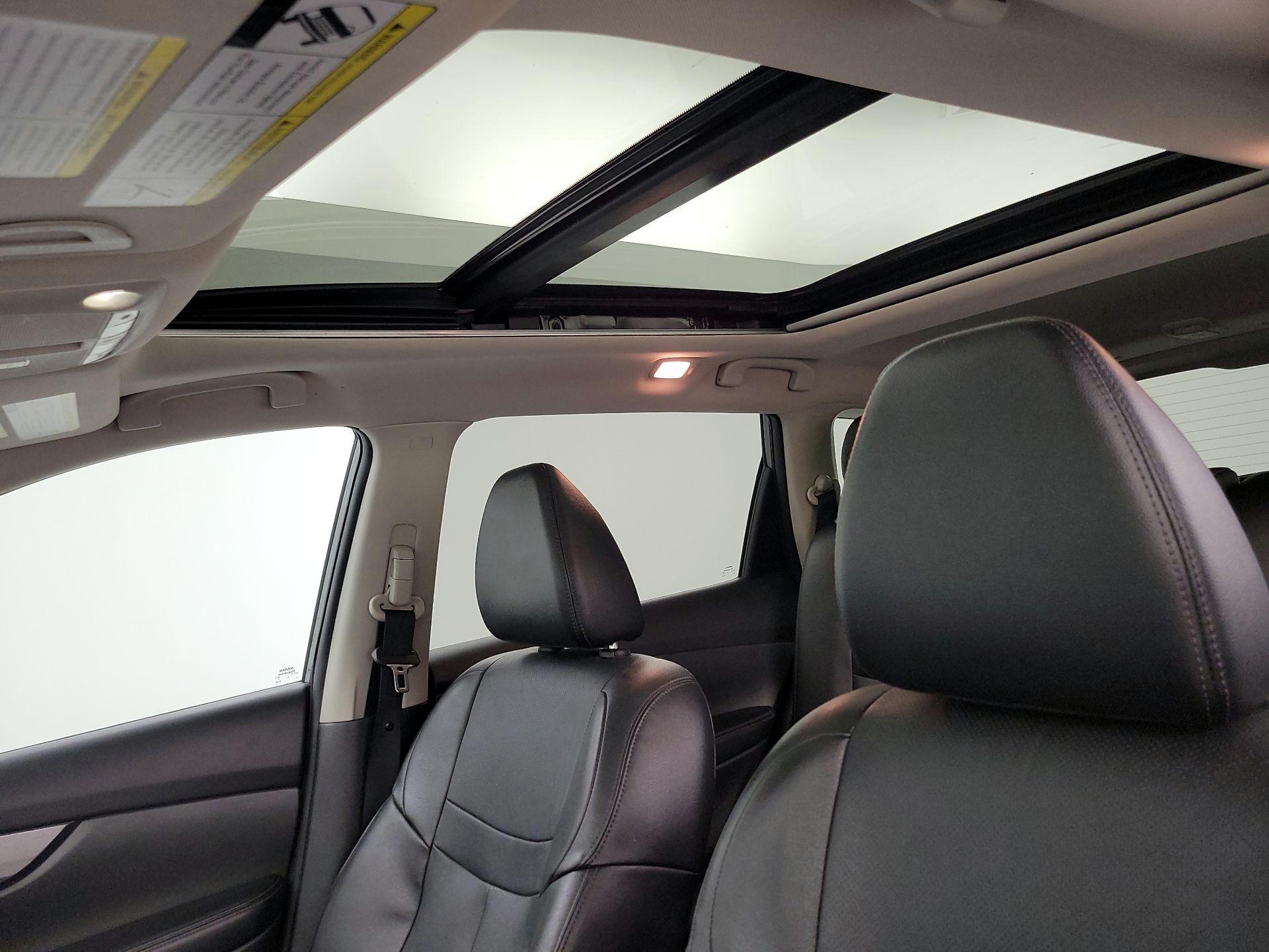 Thumbnail: 2016 Nissan Rogue - 20