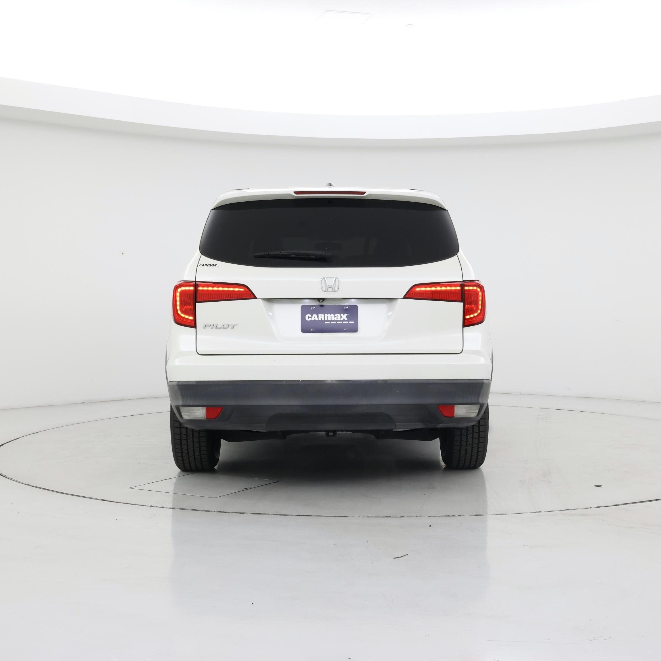 Thumbnail: 2017 Honda Pilot - 6