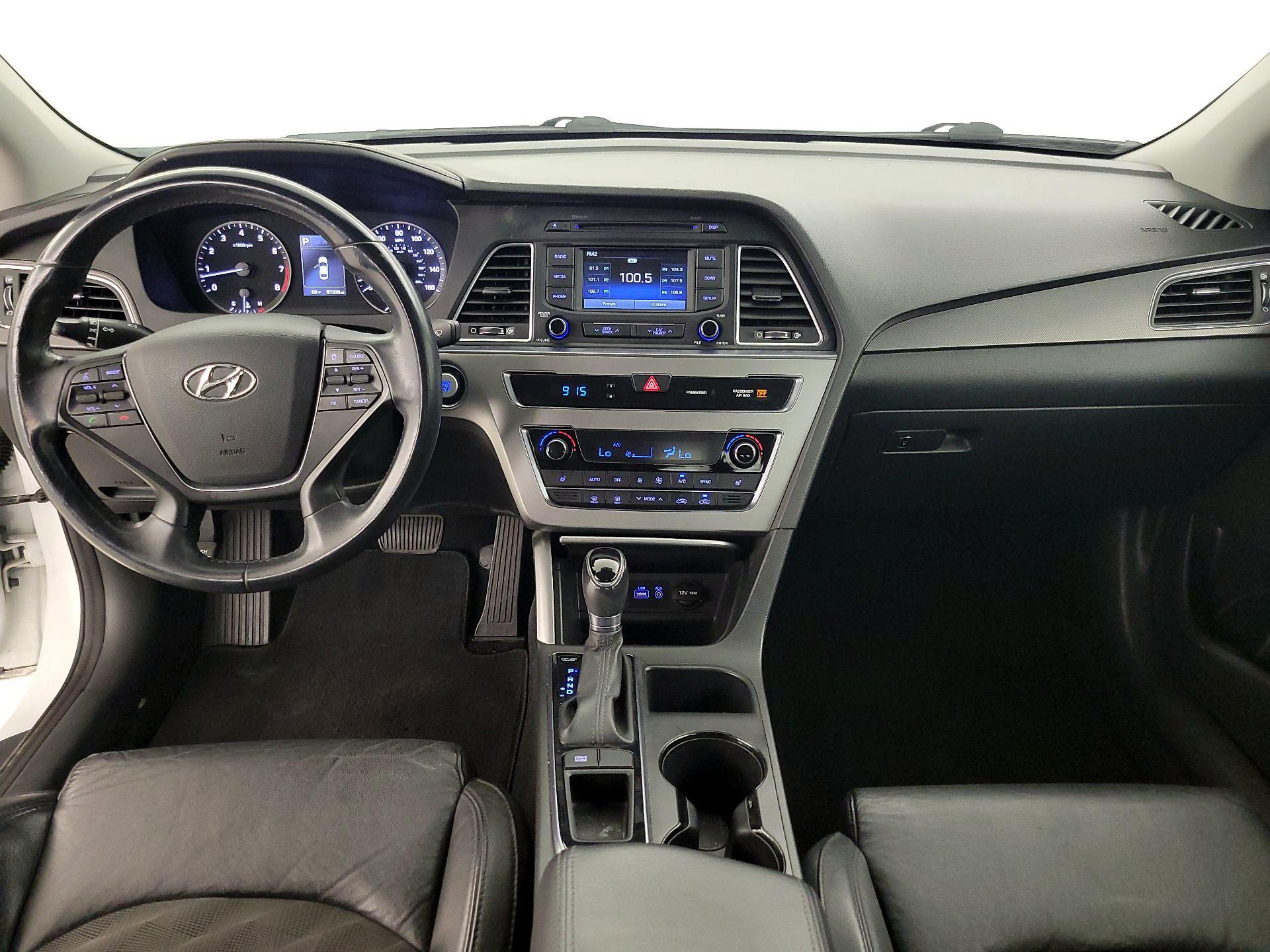 Thumbnail: 2015 Hyundai Sonata - 9