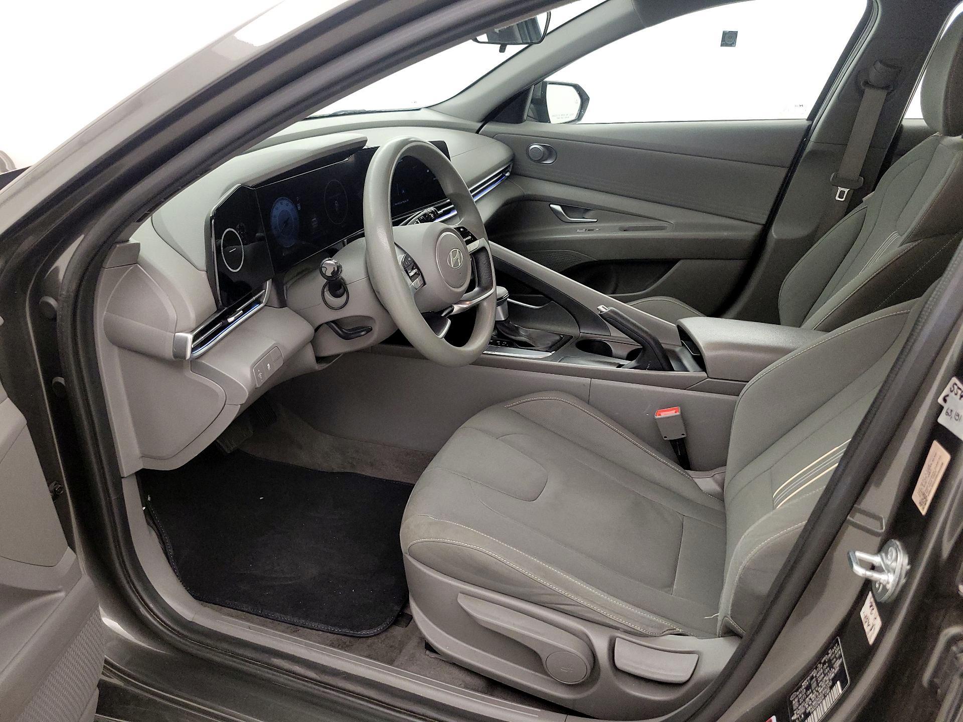 Thumbnail: 2024 Hyundai Elantra - 11