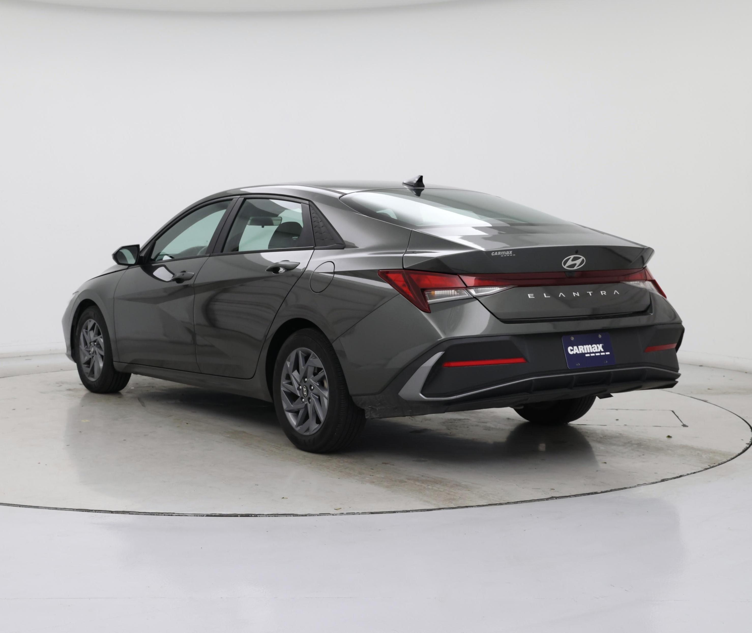 Thumbnail: 2024 Hyundai Elantra - 2
