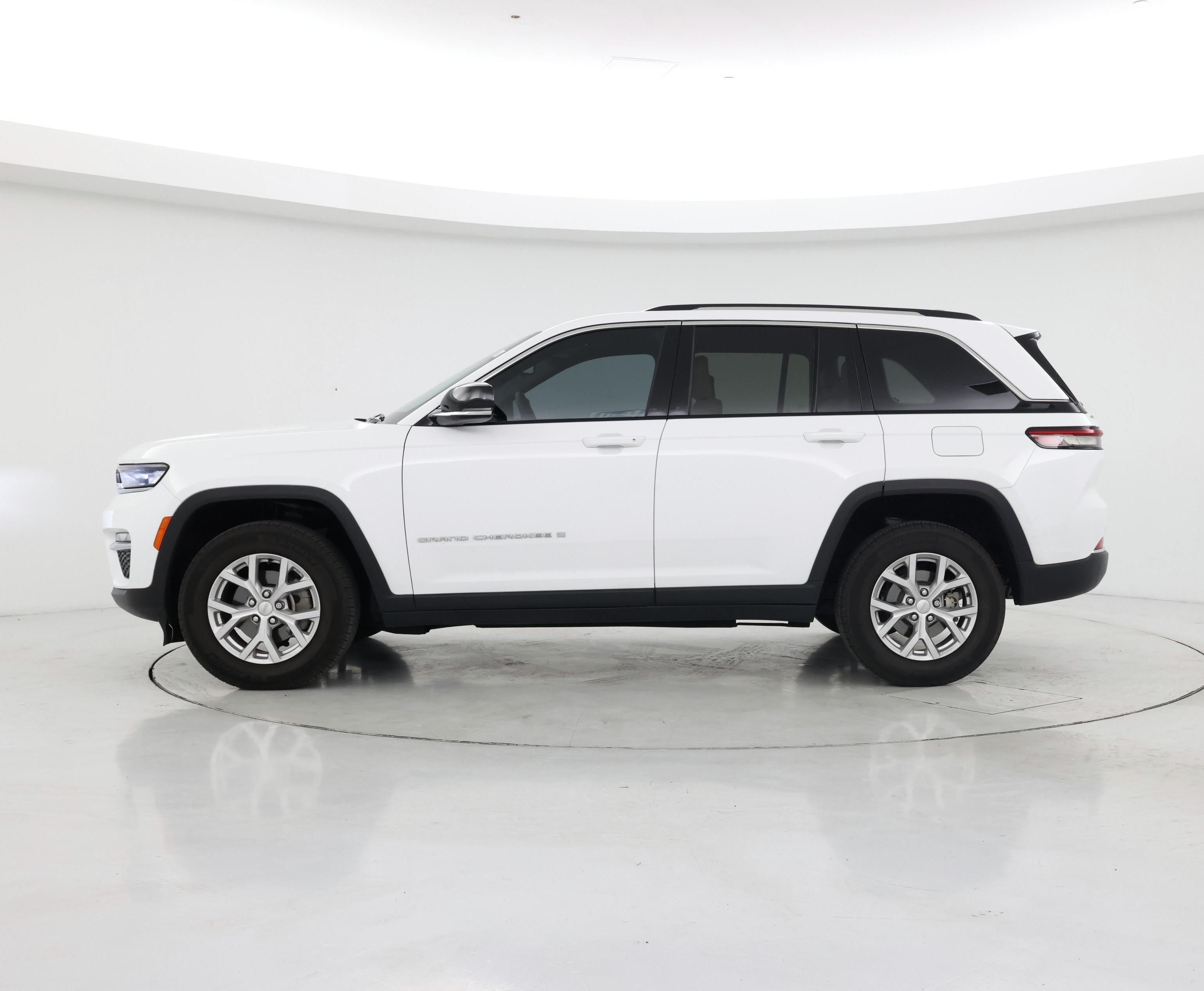 Thumbnail: 2023 Jeep Grand Cherokee - 3