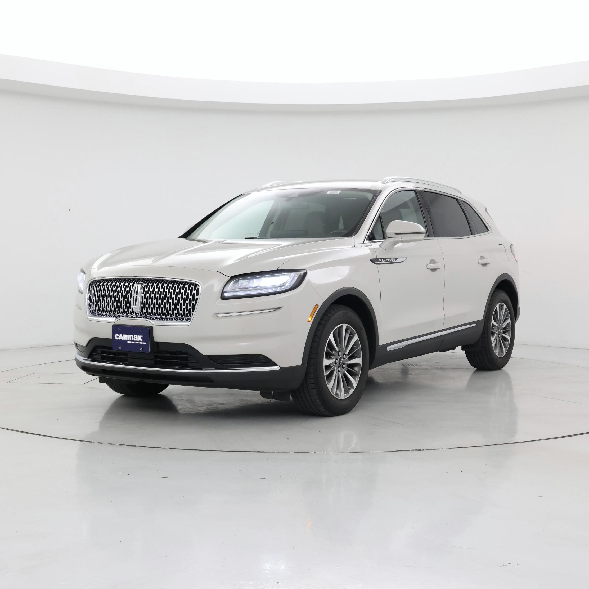 Thumbnail: 2022 Lincoln Nautilus - 4