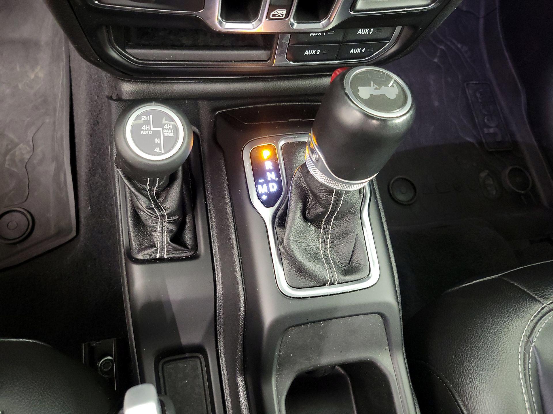 Thumbnail: 2021 Jeep Wrangler - 18