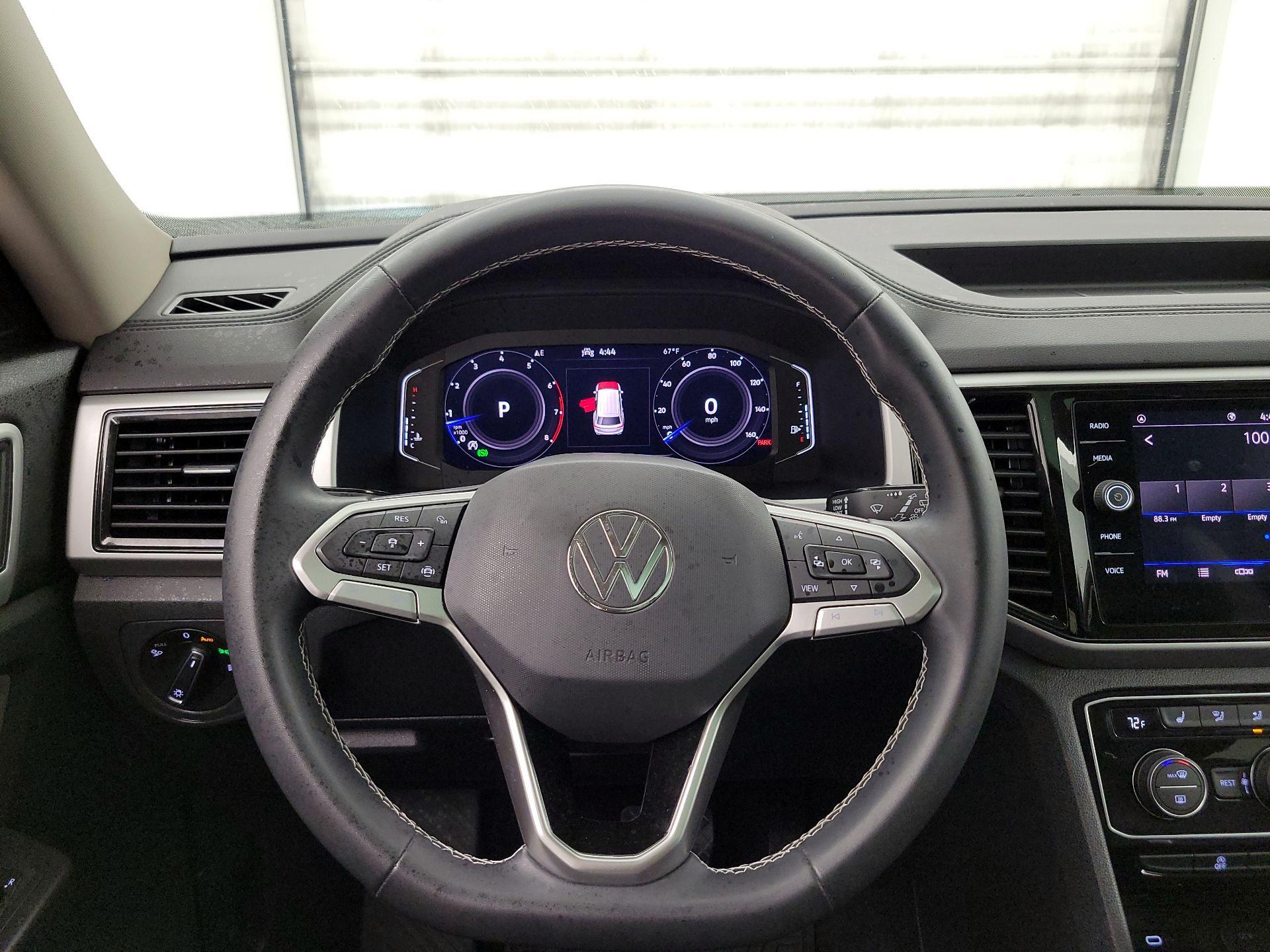 Thumbnail: 2022 Volkswagen Atlas - 10