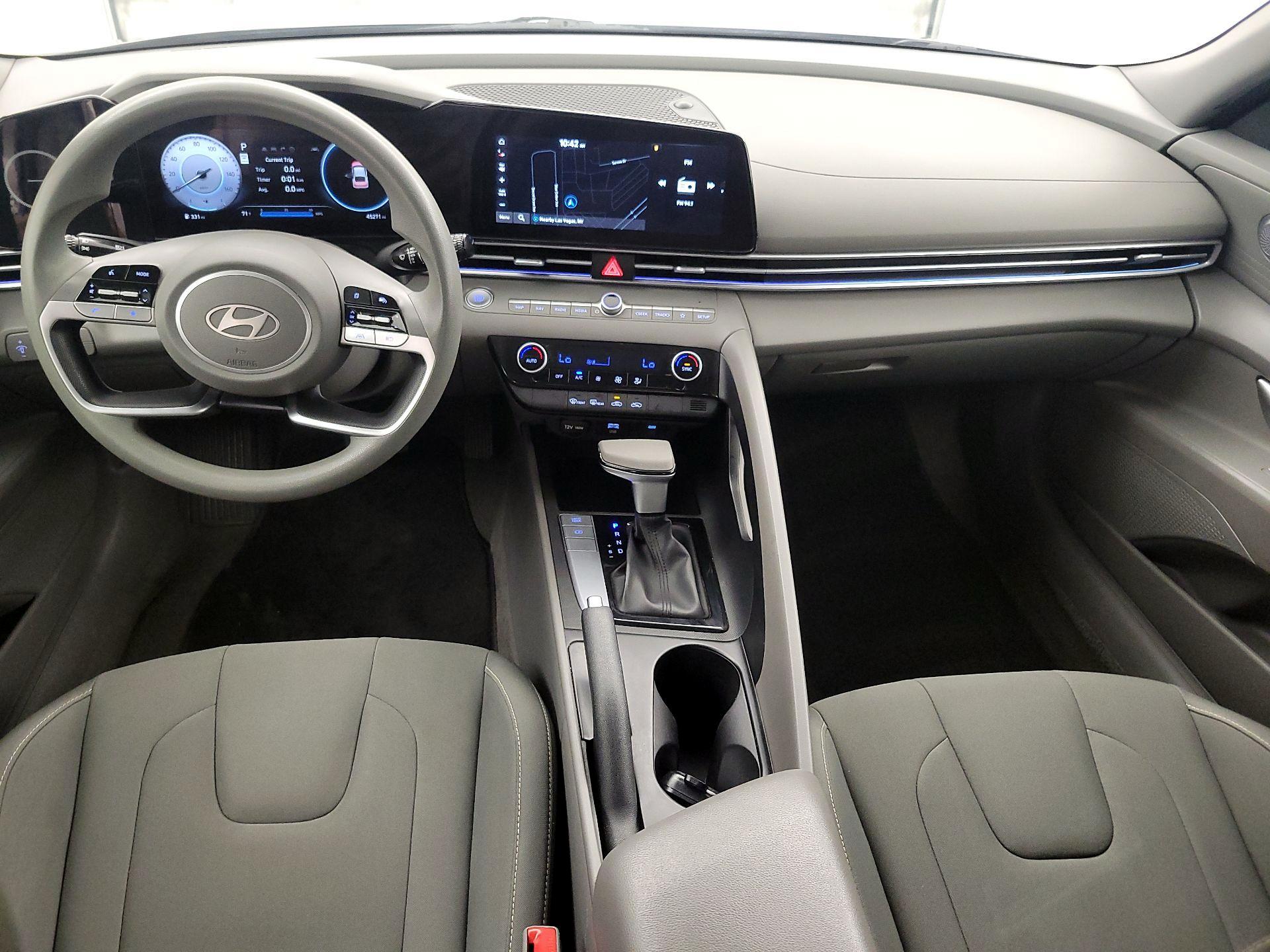 Thumbnail: 2024 Hyundai Elantra - 9