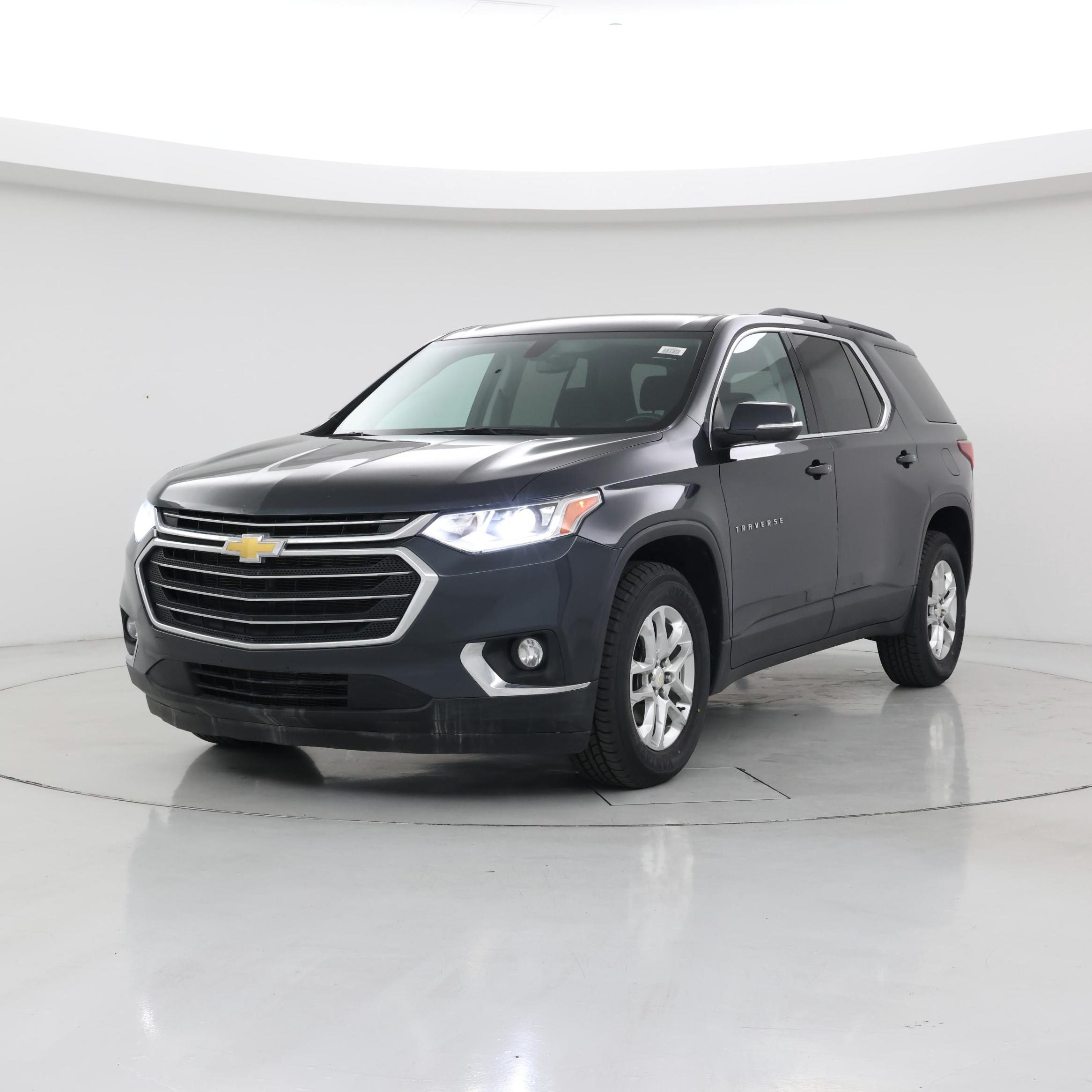Thumbnail: 2021 Chevrolet Traverse - 4