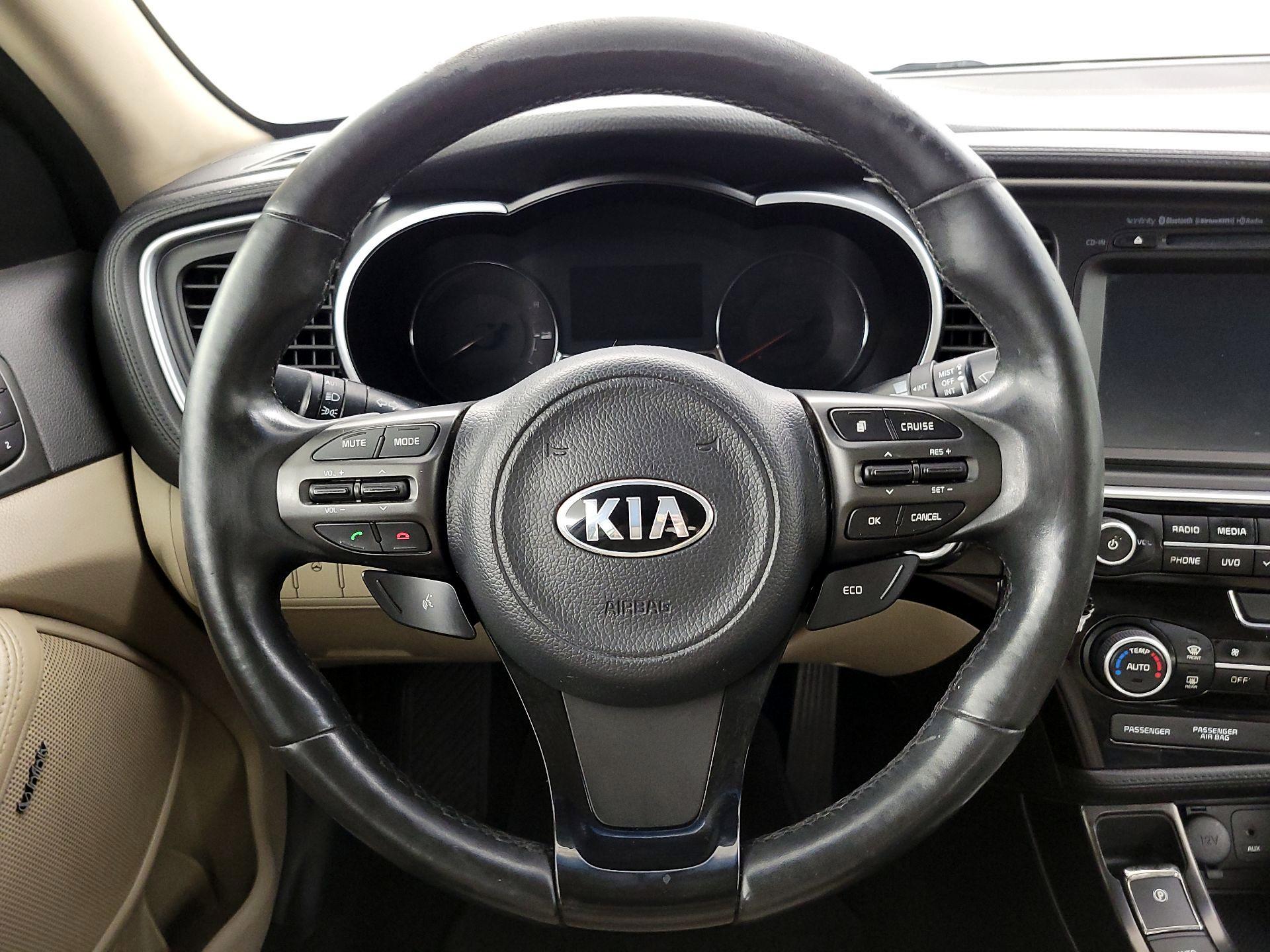 Thumbnail: 2015 Kia Optima - 10