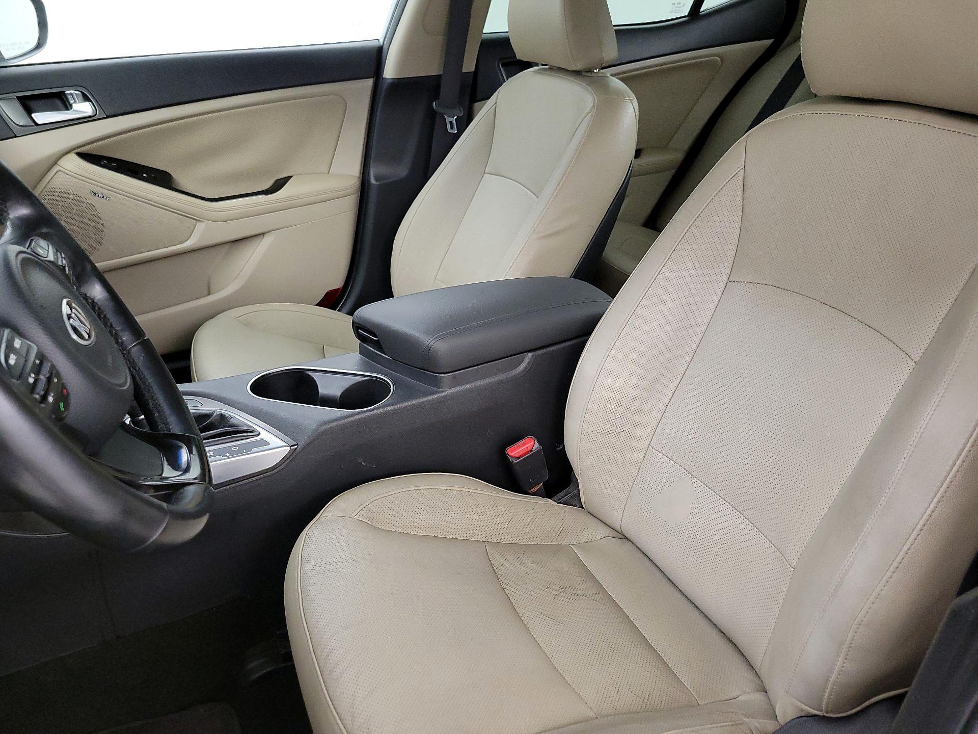 Thumbnail: 2015 Kia Optima - 11