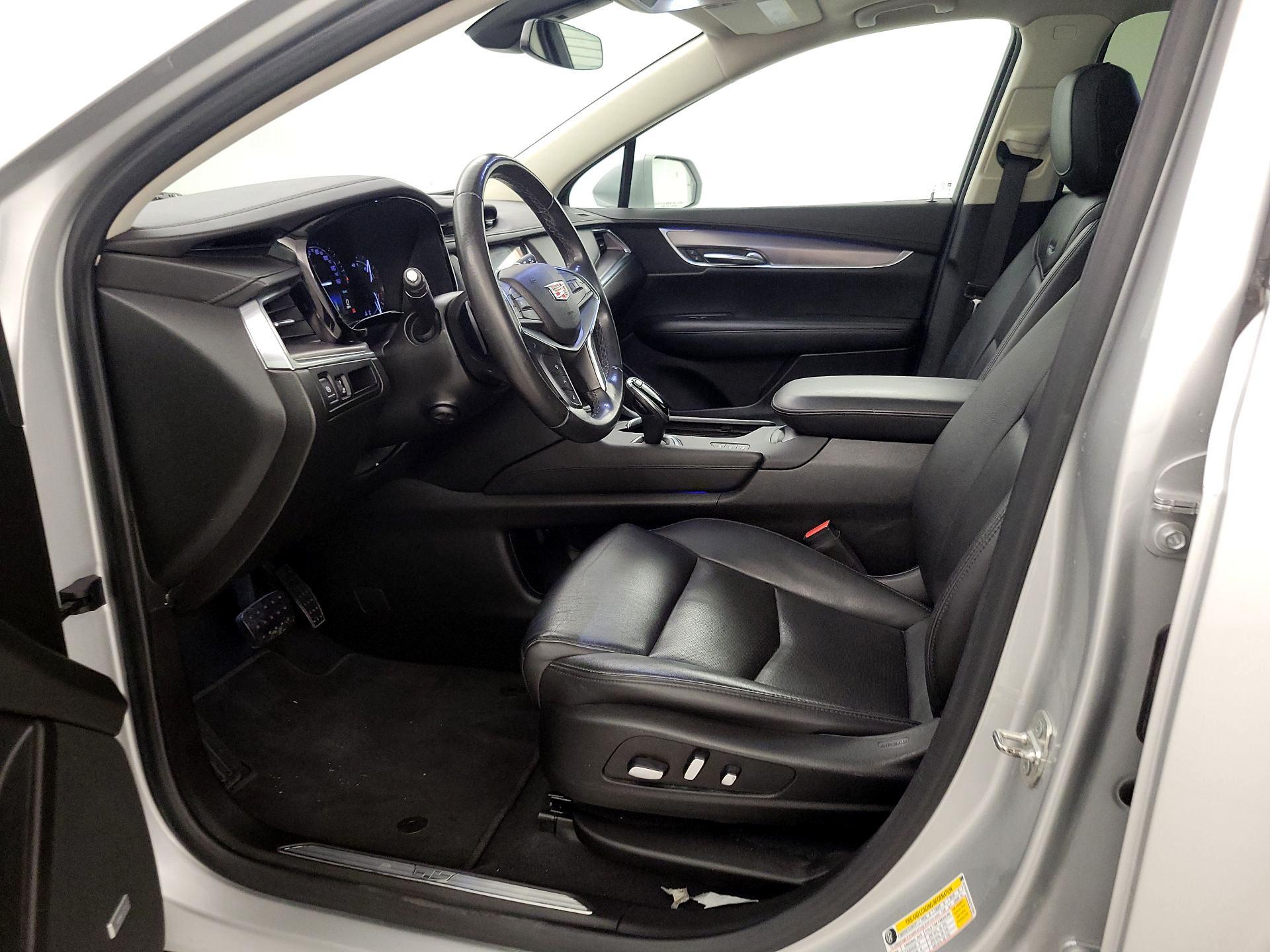 Thumbnail: 2019 Cadillac XT5 - 11