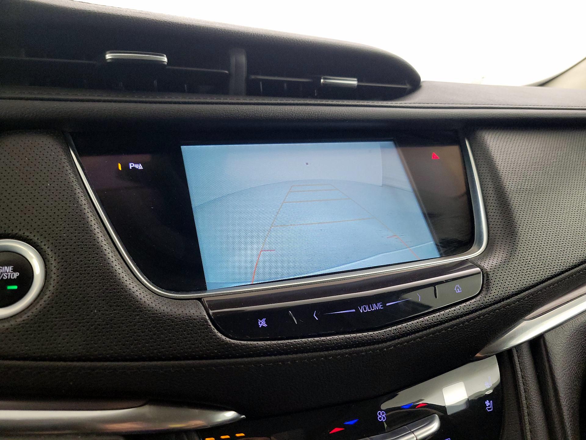 Thumbnail: 2019 Cadillac XT5 - 15