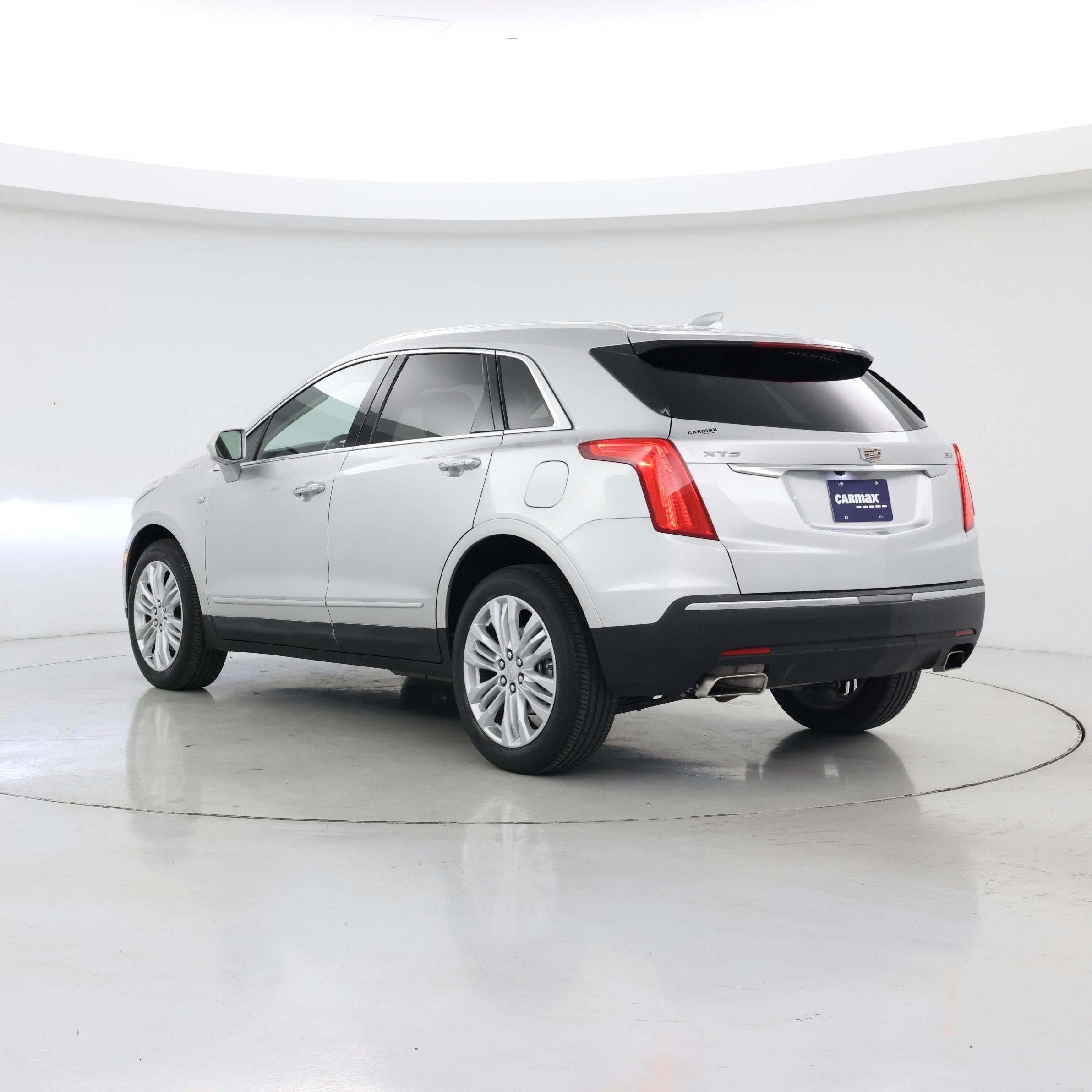 Thumbnail: 2019 Cadillac XT5 - 2