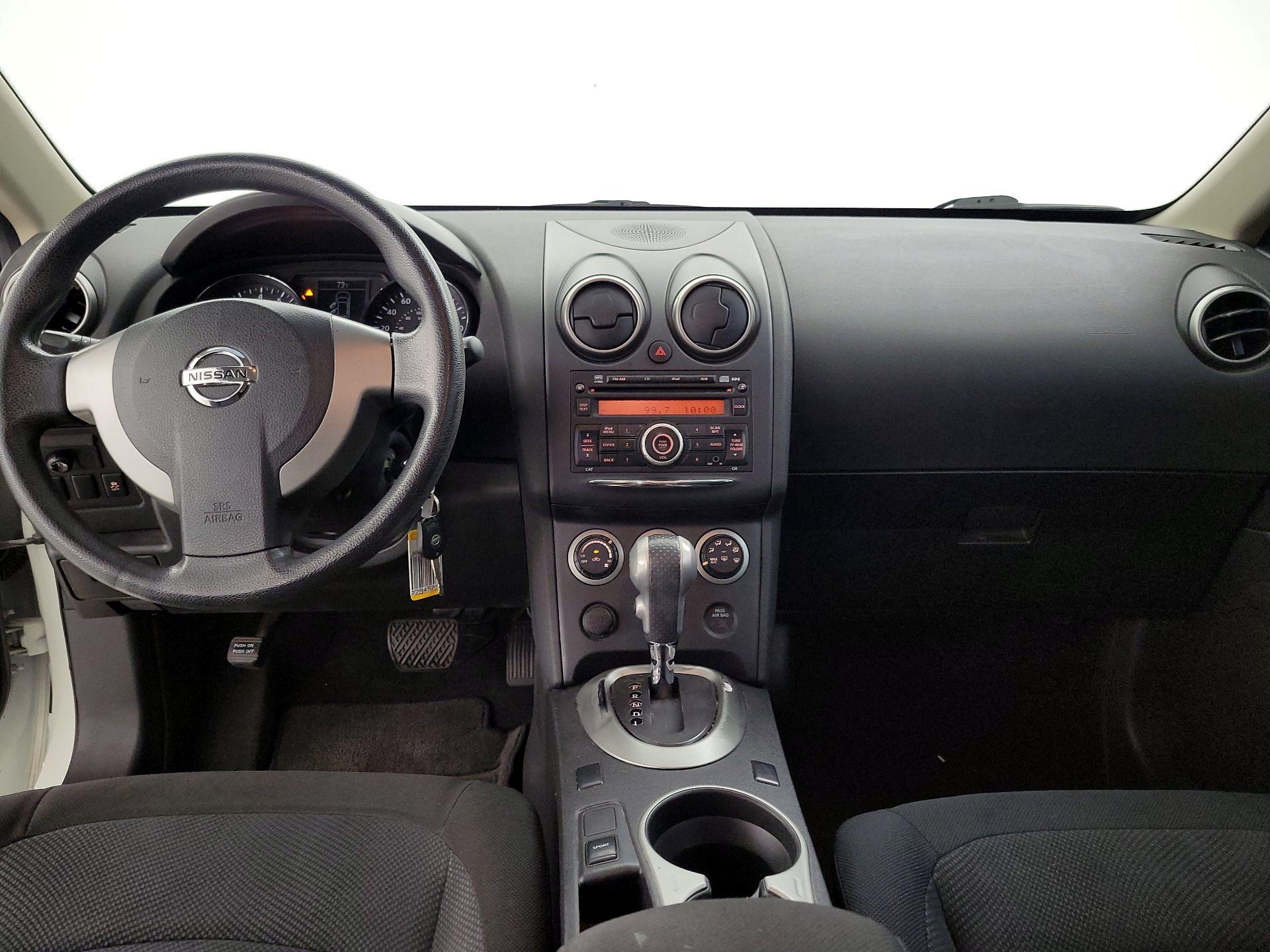 Thumbnail: 2014 Nissan Rogue - 9