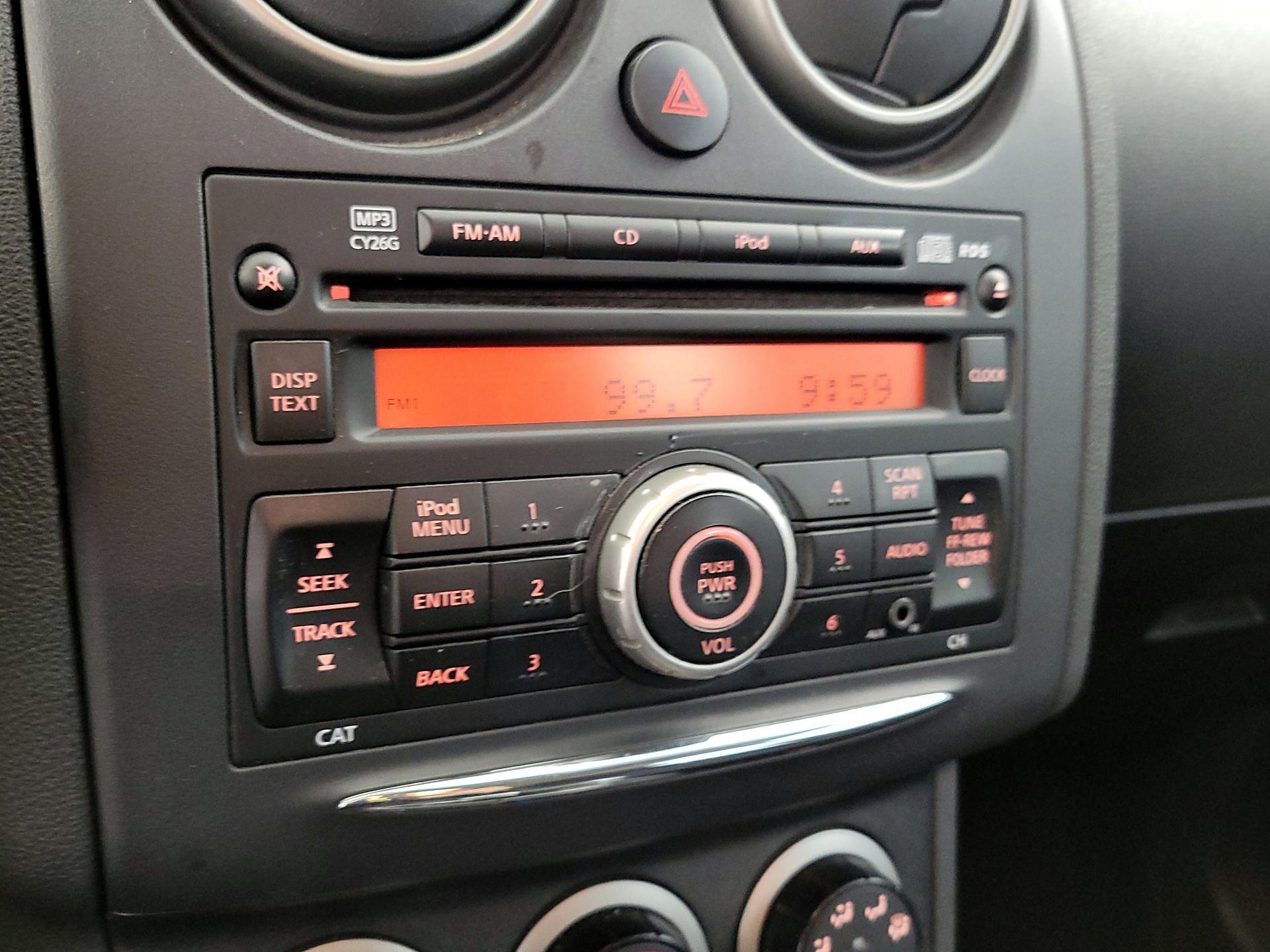 Thumbnail: 2014 Nissan Rogue - 15