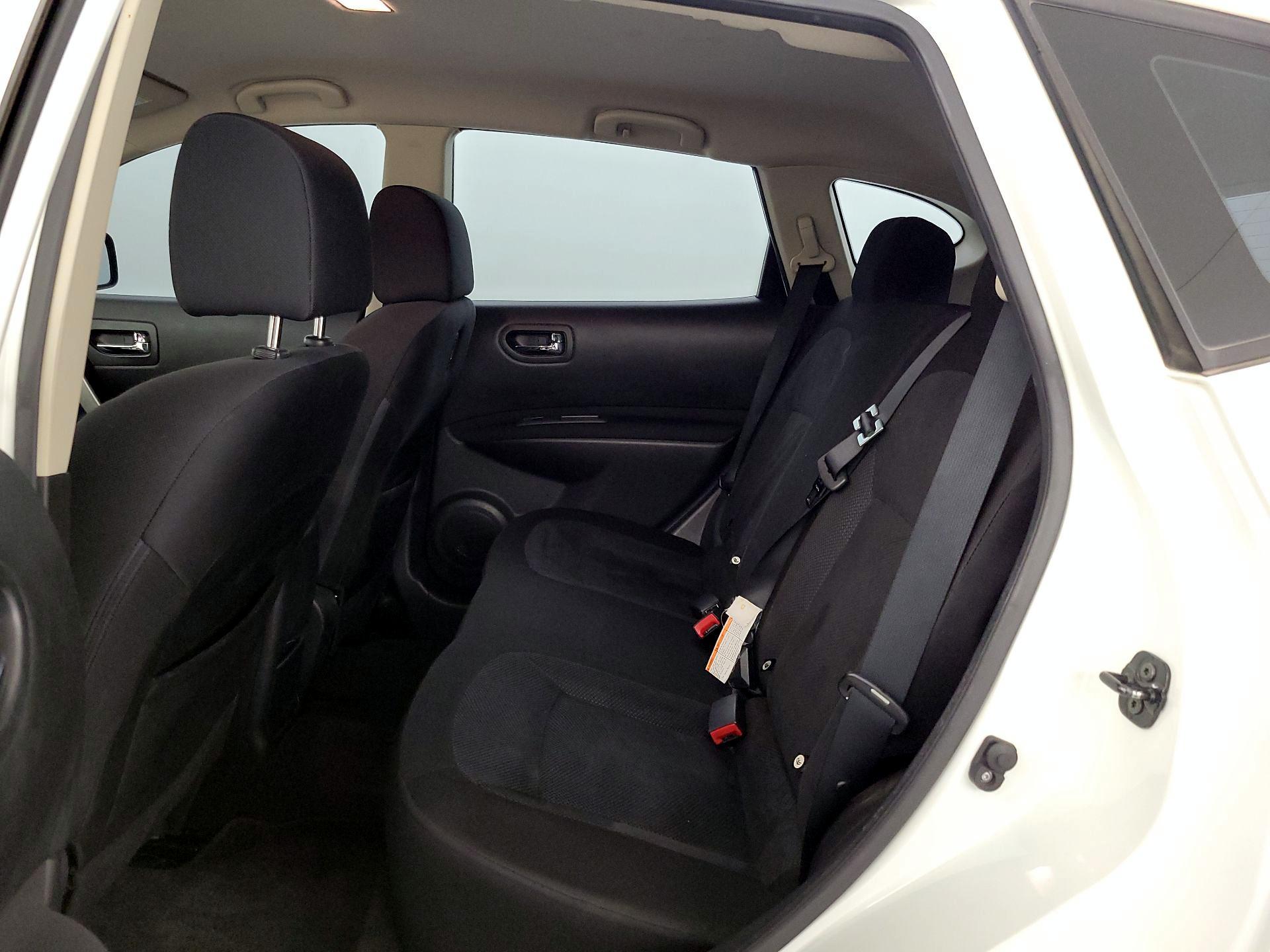 Thumbnail: 2014 Nissan Rogue - 18