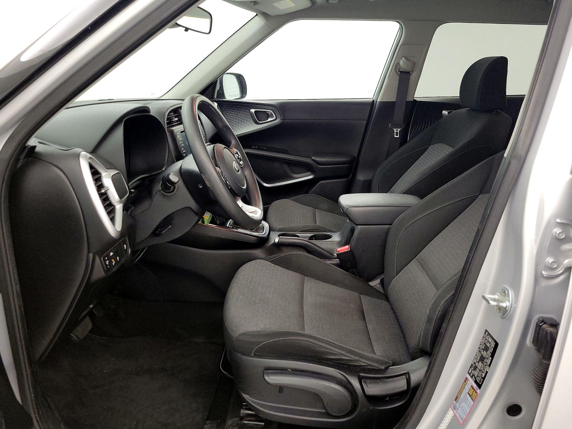 Thumbnail: 2020 Kia Soul - 11