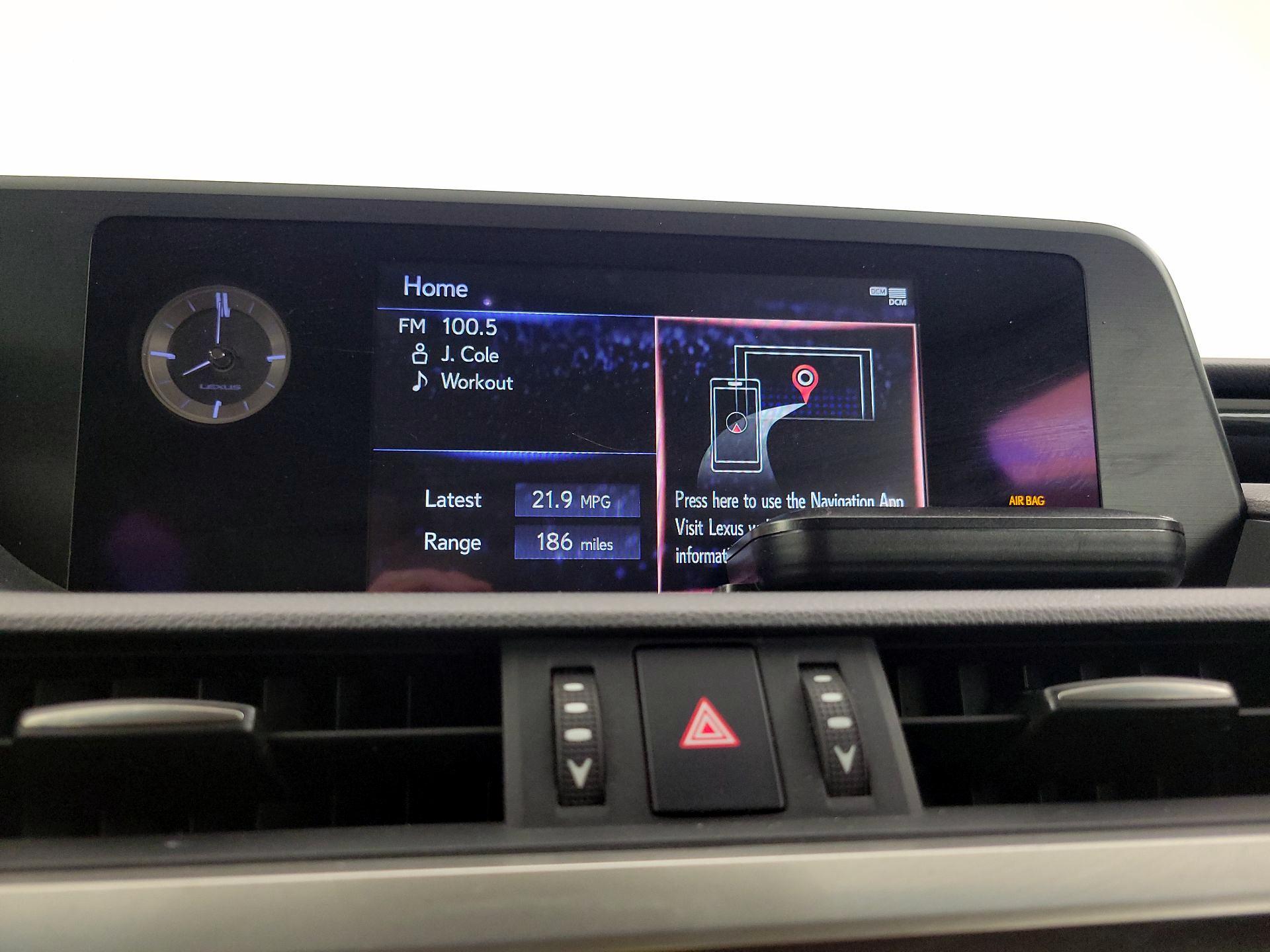 Thumbnail: 2021 Lexus ES - 15