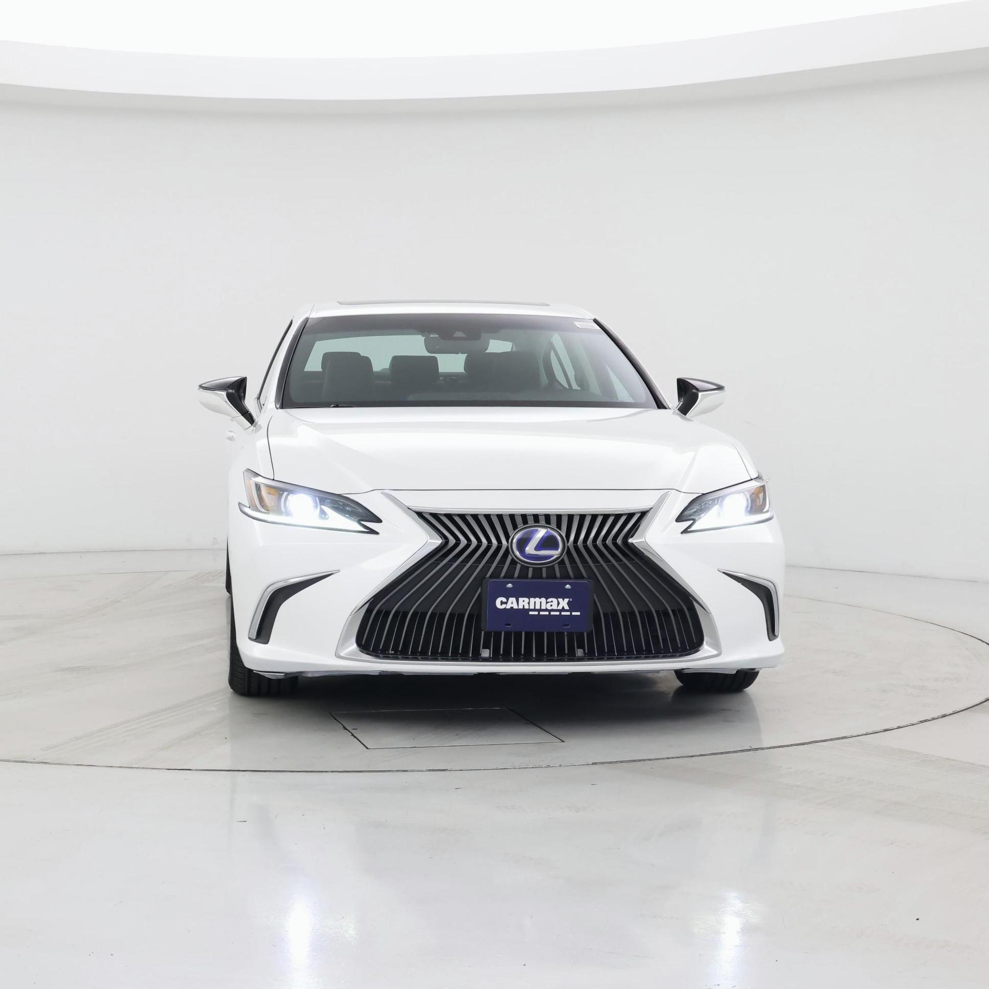 Thumbnail: 2021 Lexus ES - 5