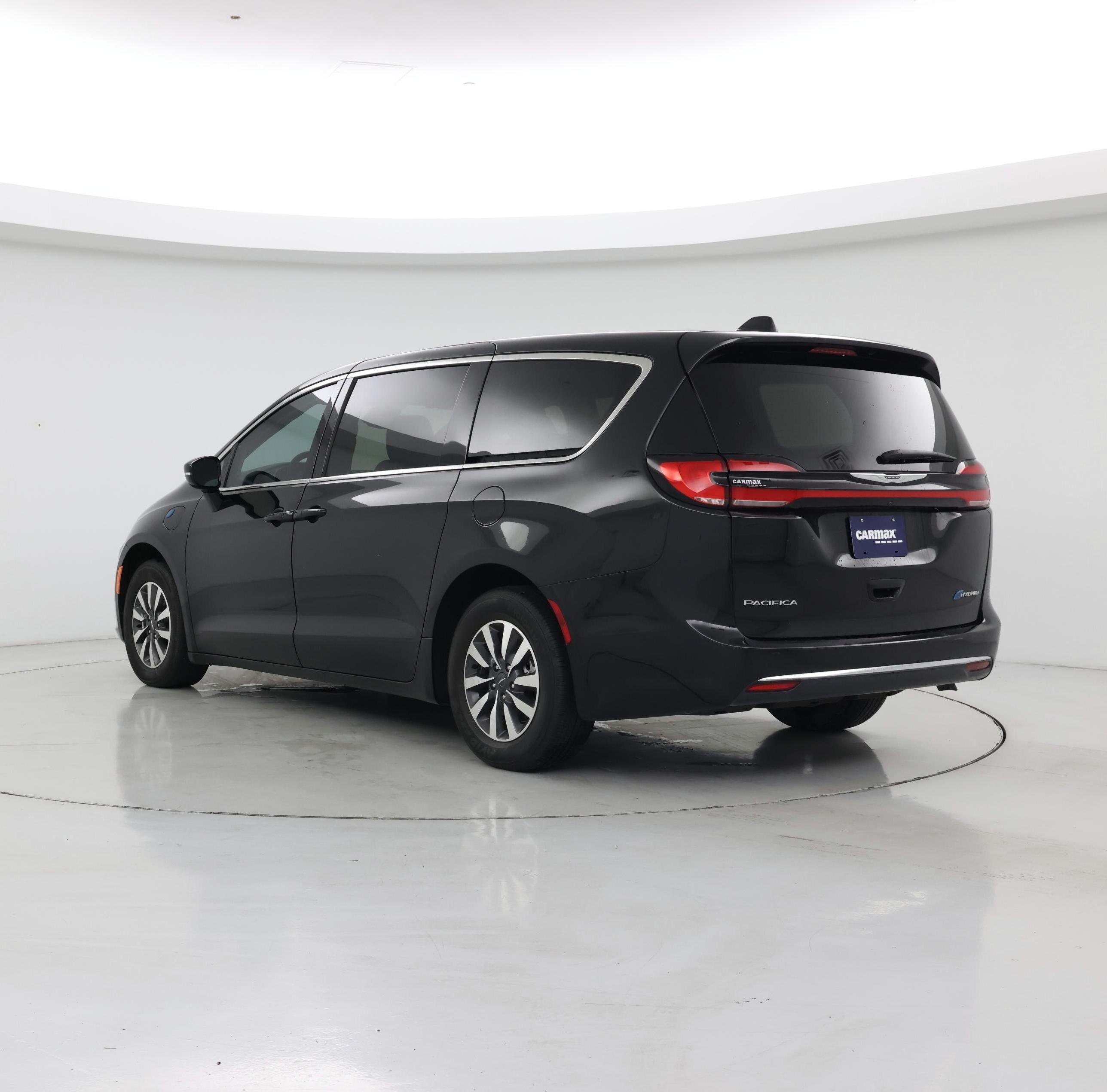 Thumbnail: 2022 Chrysler Pacifica - 2