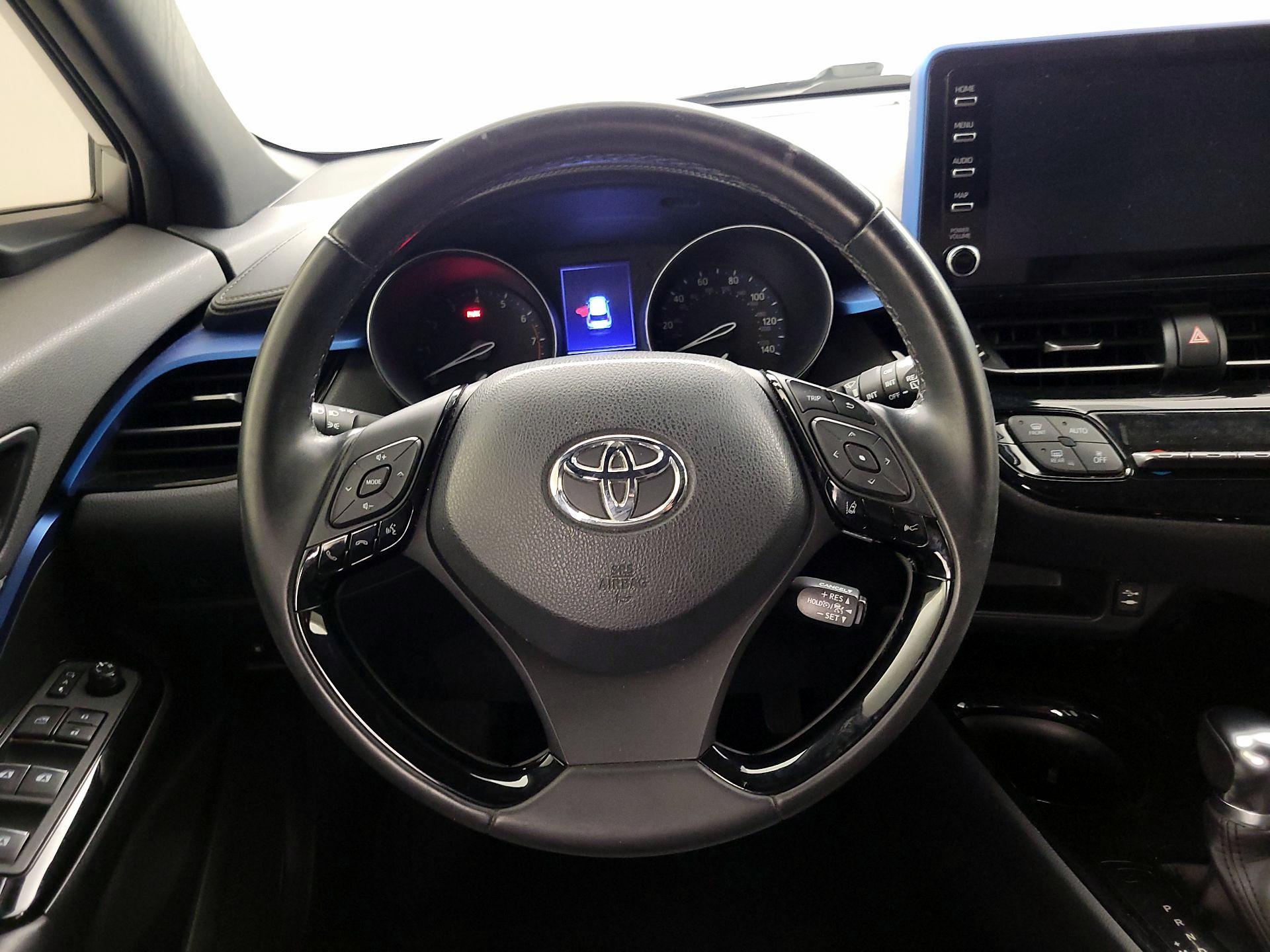 Thumbnail: 2019 Toyota C-HR - 10
