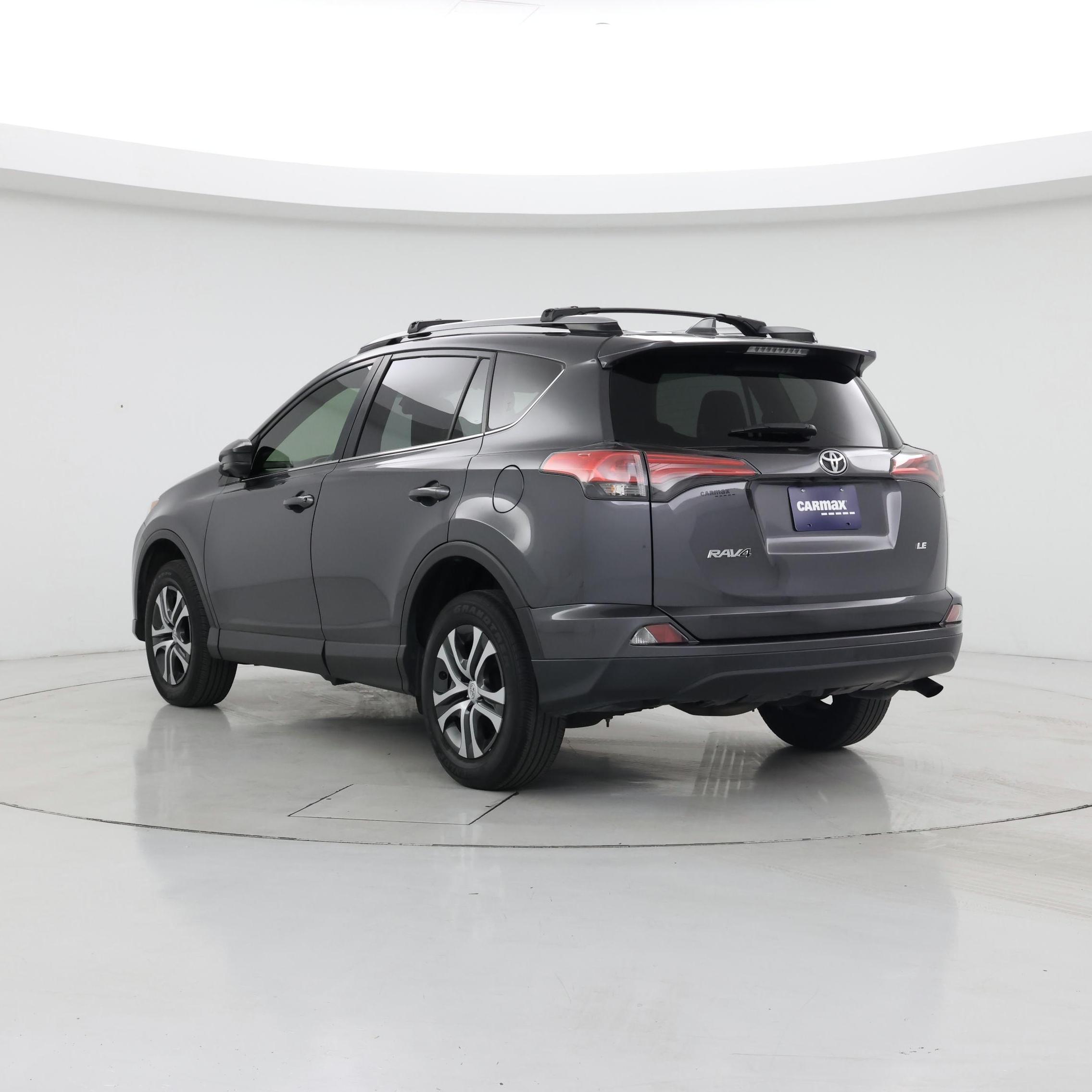 Thumbnail: 2018 Toyota RAV4 - 2
