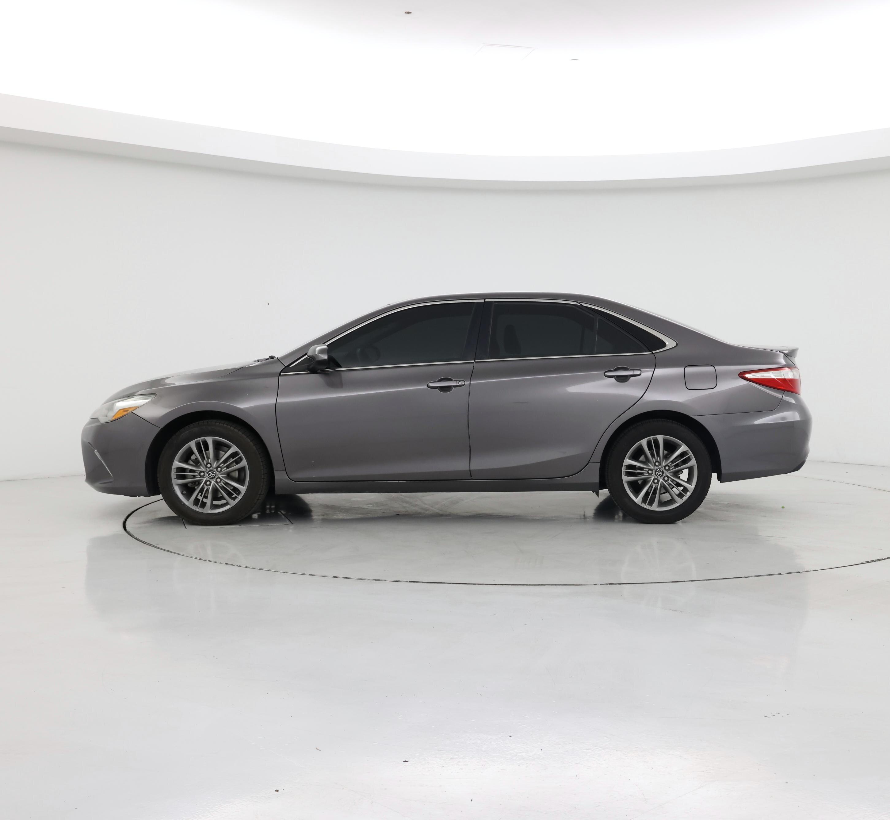 Thumbnail: 2017 Toyota Camry - 3