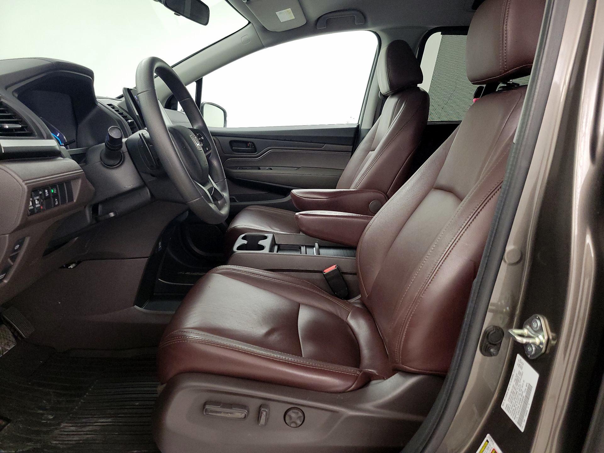 Thumbnail: 2020 Honda Odyssey - 11
