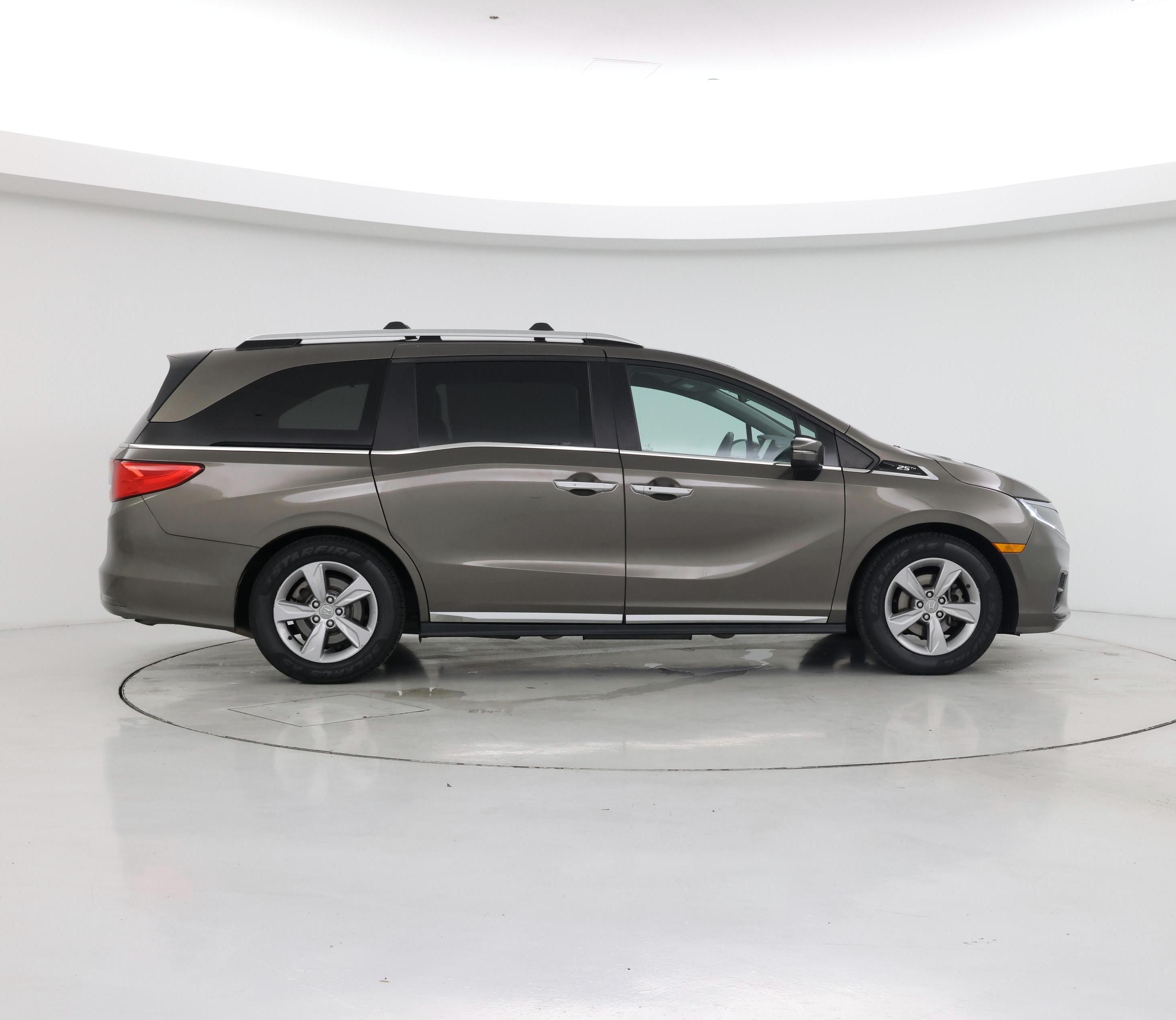 Thumbnail: 2020 Honda Odyssey - 7