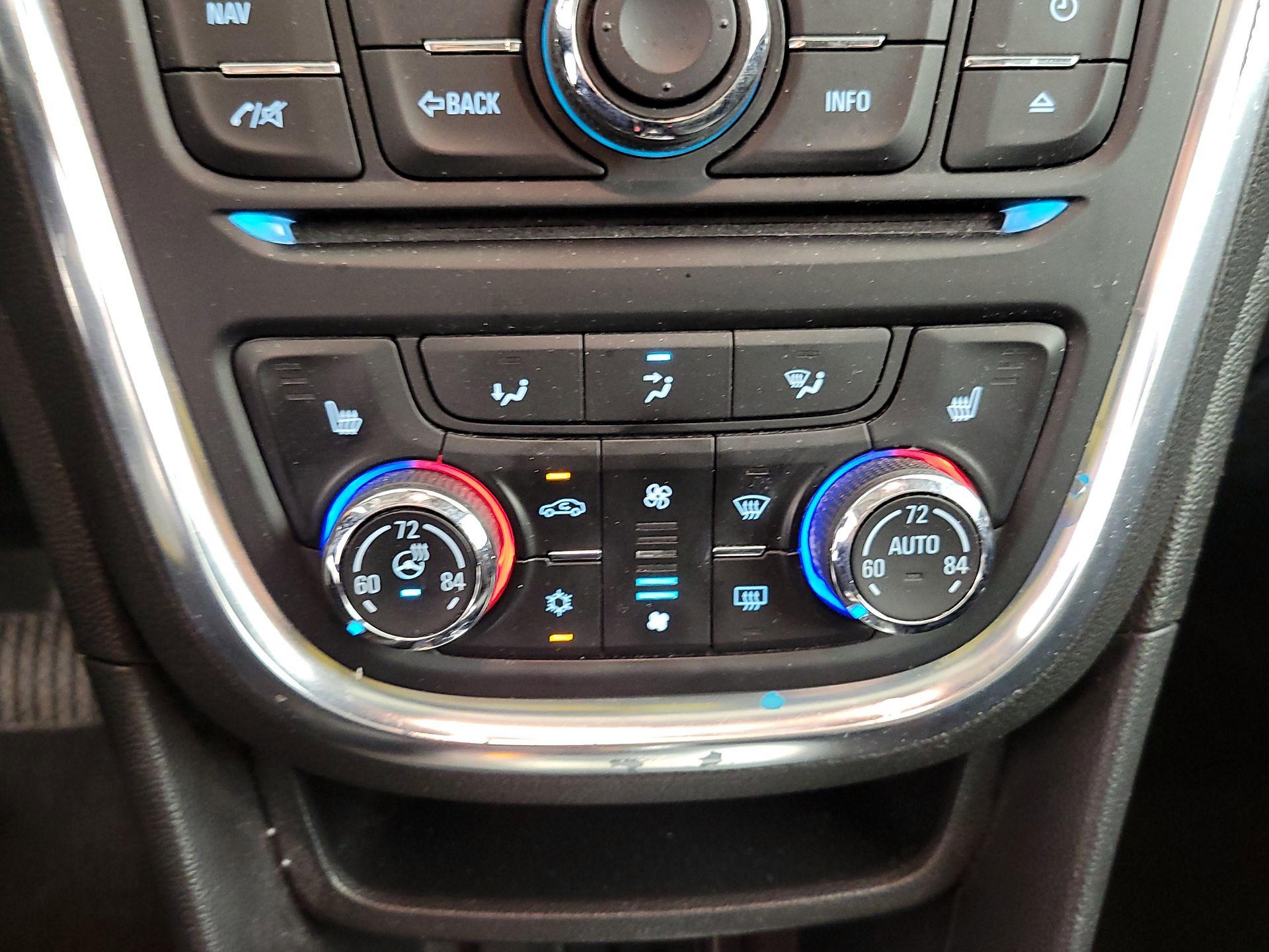 Thumbnail: 2015 Buick Encore - 17