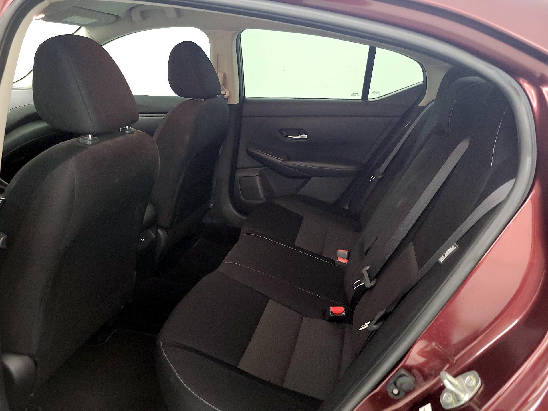 Thumbnail: 2020 Nissan Sentra - 19