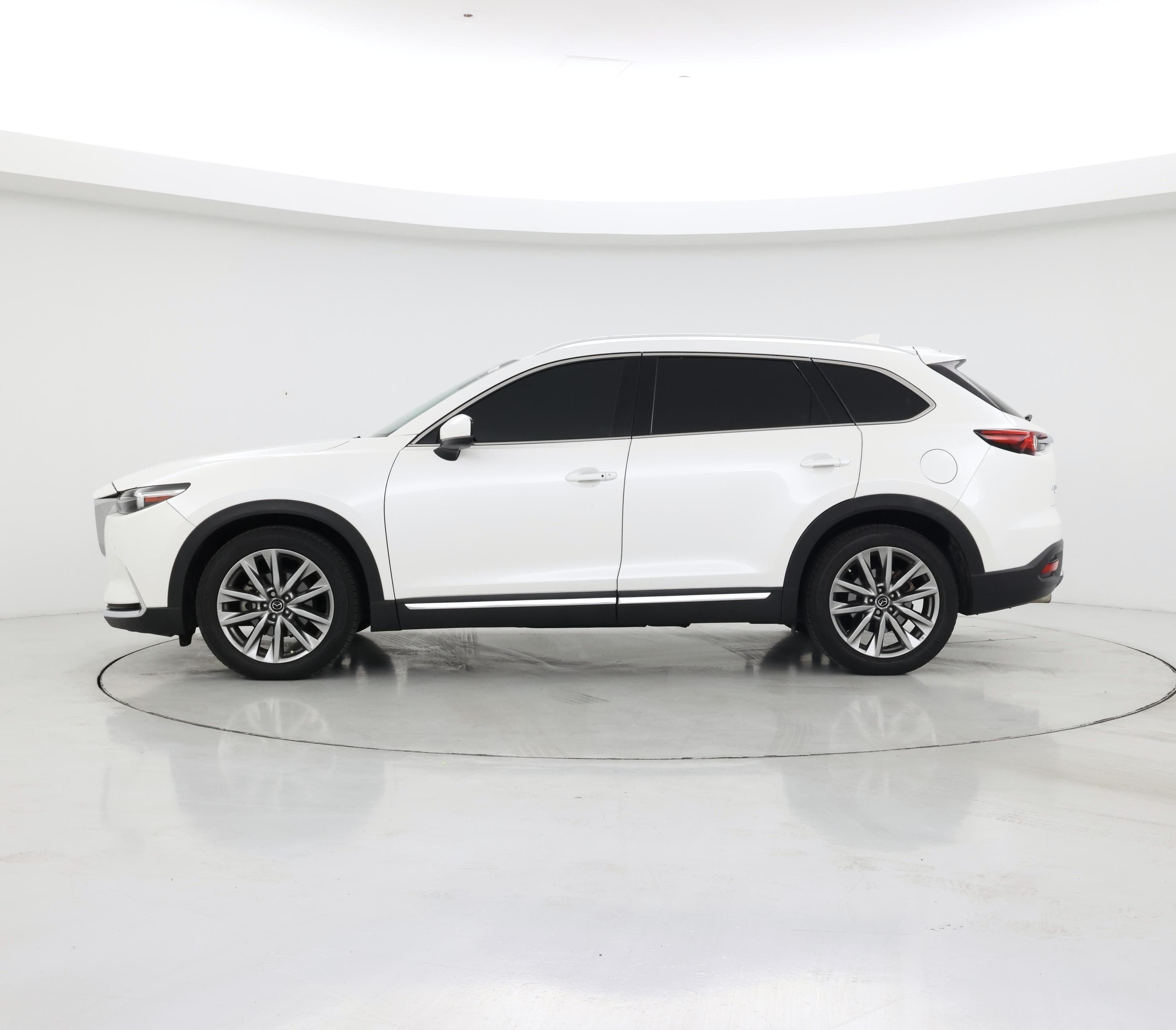Thumbnail: 2018 Mazda CX-9 - 3